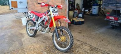 2007 HONDA CRF 250 TWIN PIPE MOTORCYCLE, VERY CLEAN LOOKED AFTER BIKE FOR ITS AGE *NO VAT*