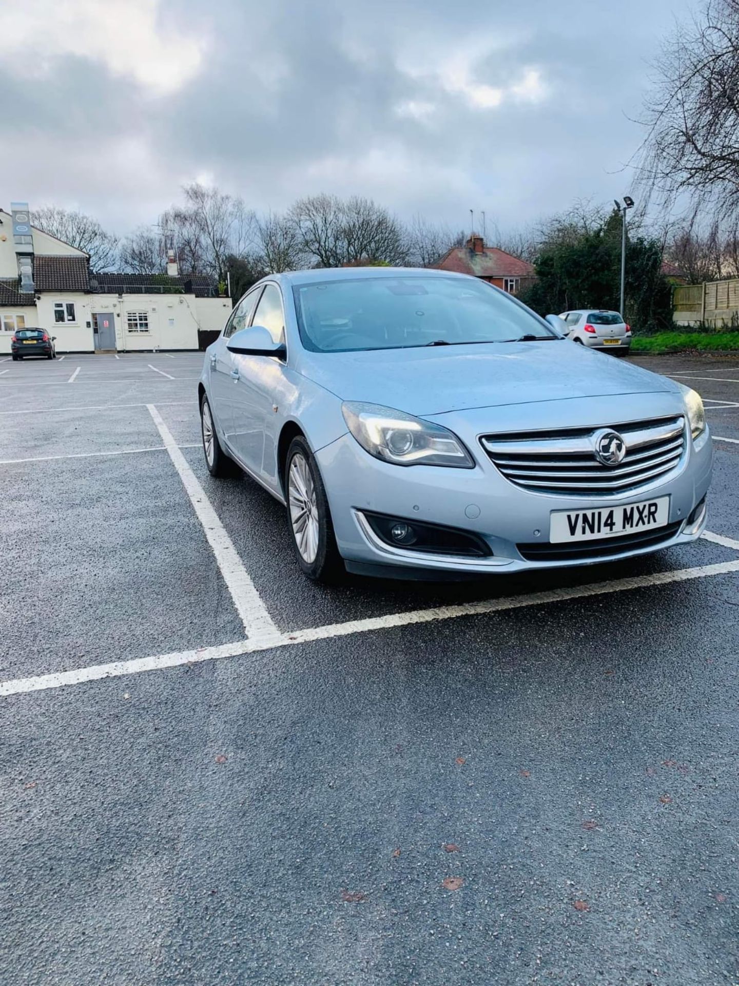 2014 VAUXHALL INSIGNIA TECH LINE CDTI AUTO SILVER HATCHBACK, 154K MILES *NO VAT* - Image 2 of 24