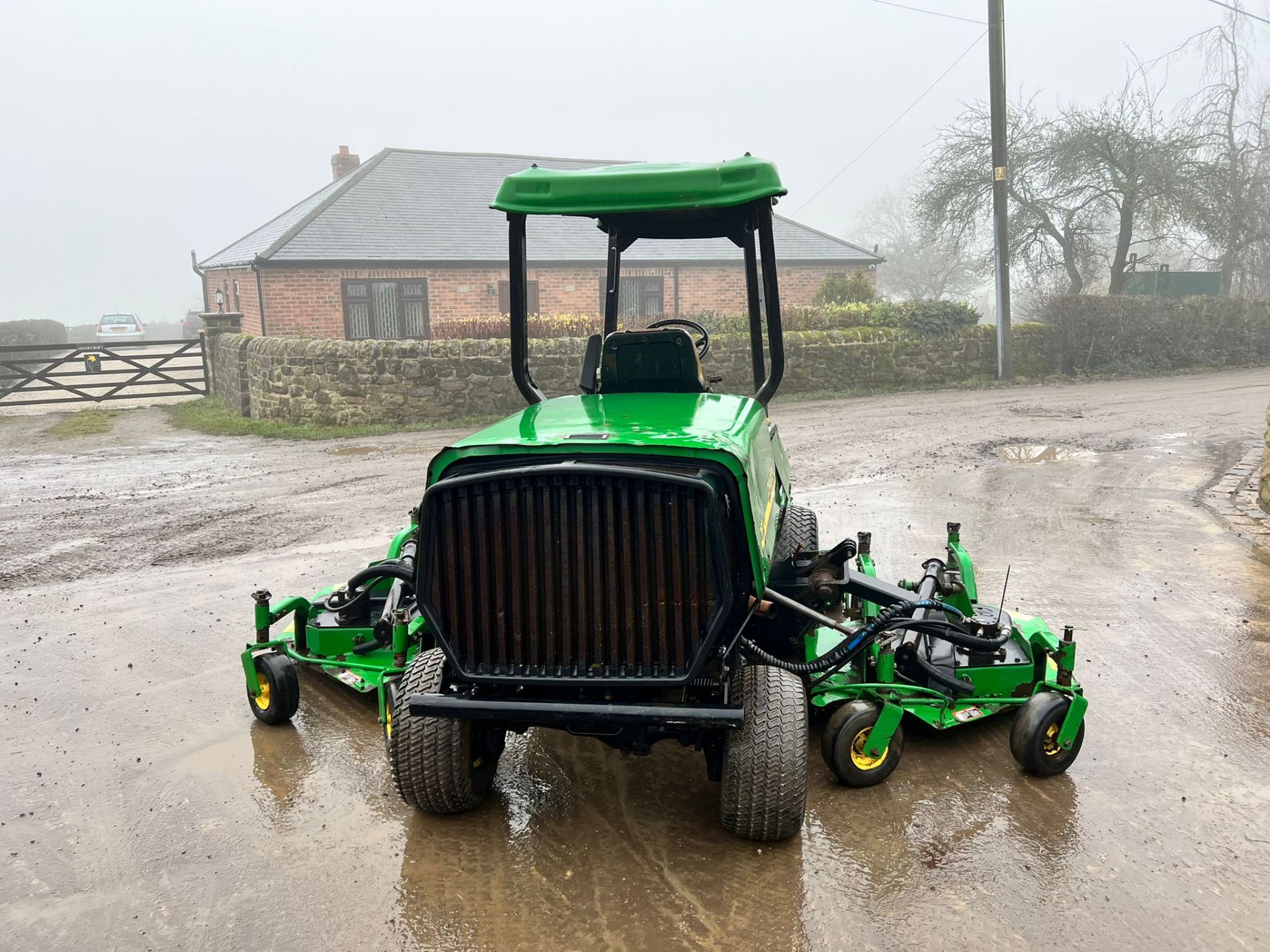 DEERE WAM 1600 4WD TURBO BATWING, RUNS DRIVES AND CUTS, HYDROSTATIC *PLUS VAT* - Image 5 of 14