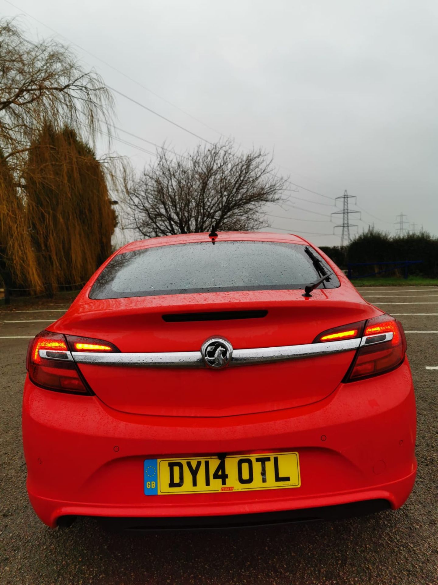 2014 VAUXHALL INSIGNIA TECHLINE CDTI ECO S/S RED HATCHBACK, 117,308 MILES *NO VAT* - Image 6 of 23