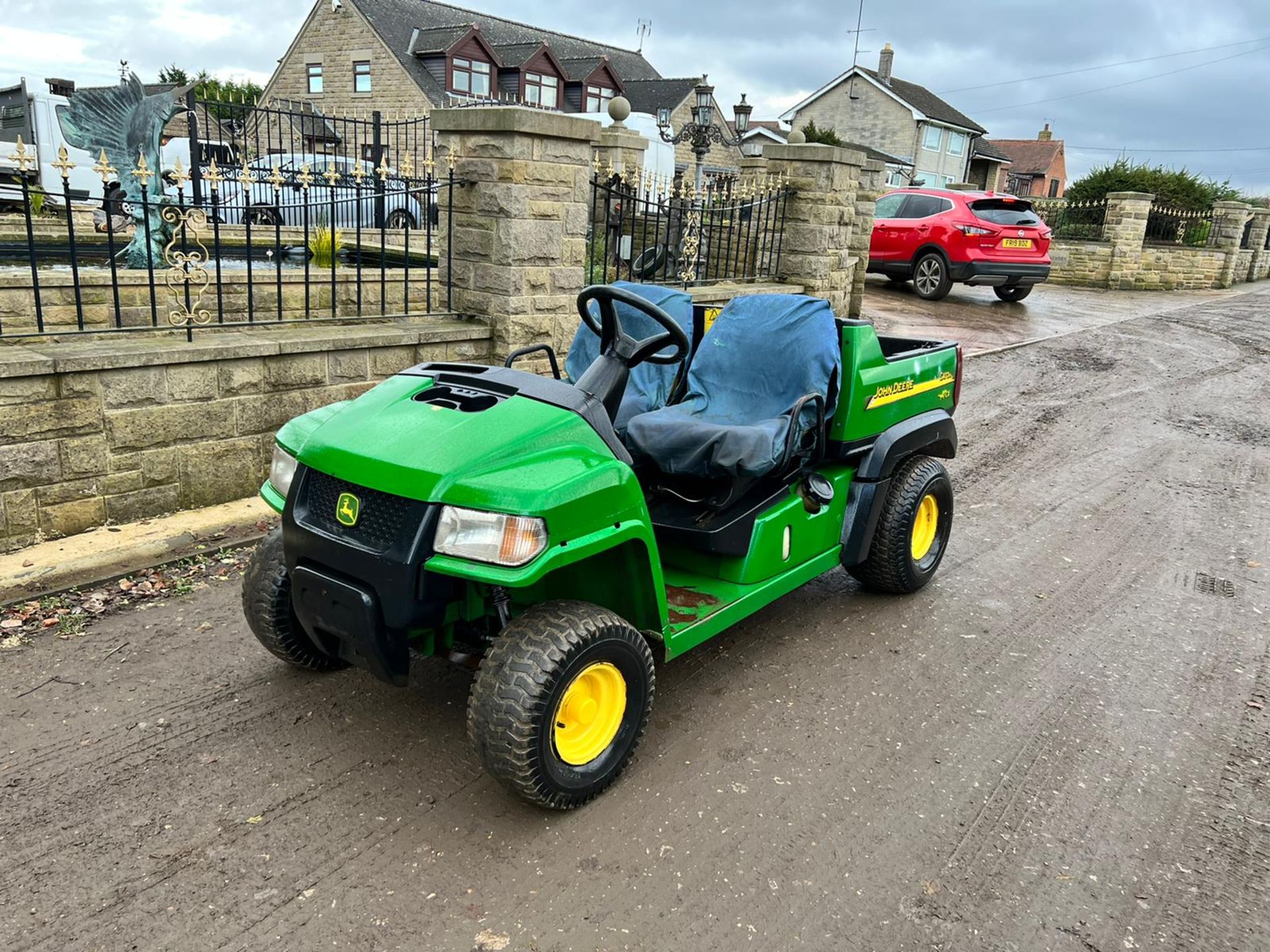 JOHN DEERE CX PETROL GATOR, RUNS AND DRIVES, KAWASAKI PETROL ENGINE *NO VAT* - Image 2 of 9