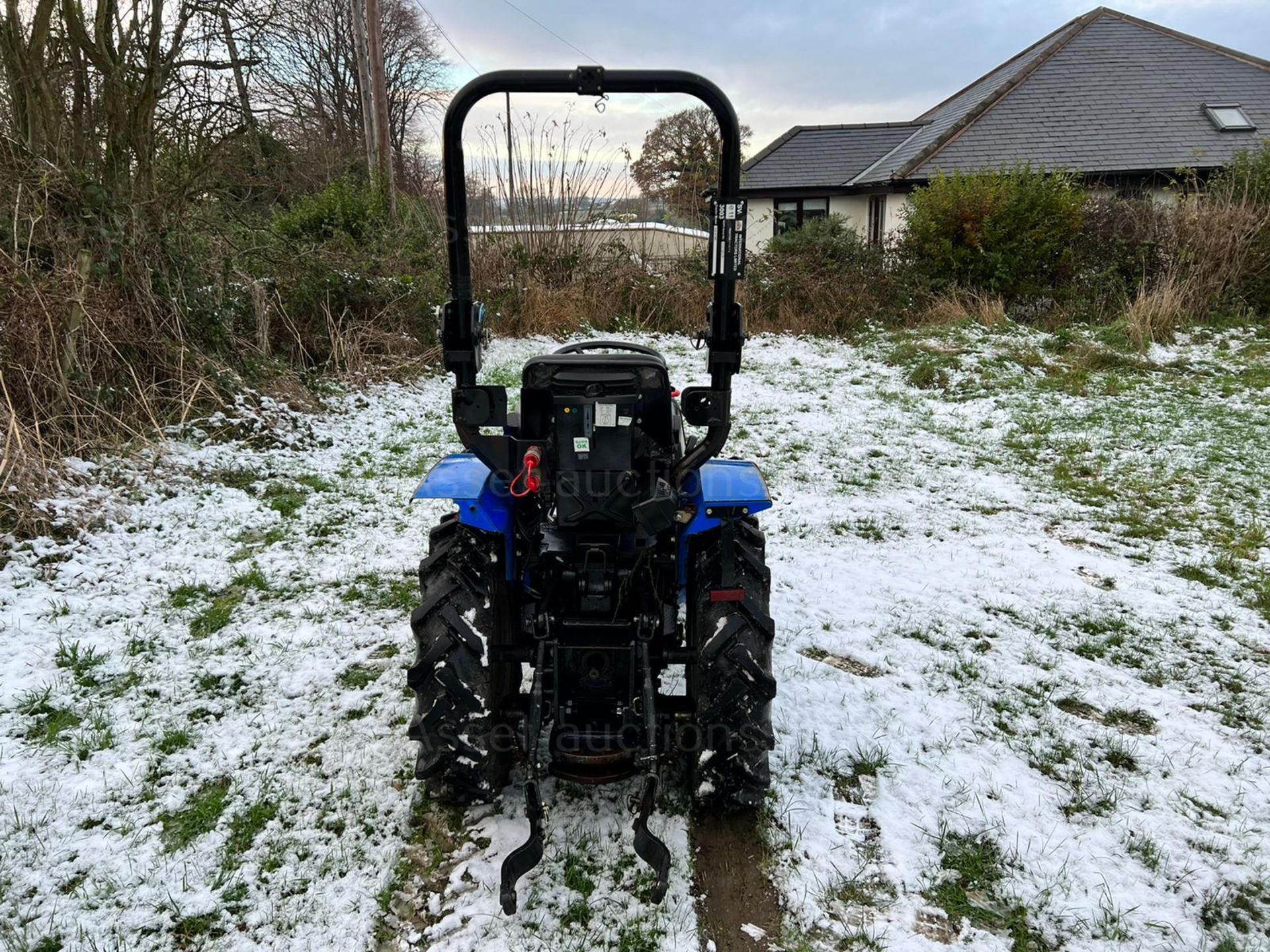 2016 SOLIS 20 4WD COMPACT TRACTOR, RUNS DRIVES AND WORKS, SHOWING A LOW AND GENUINE 1246 HOURS - Image 6 of 13