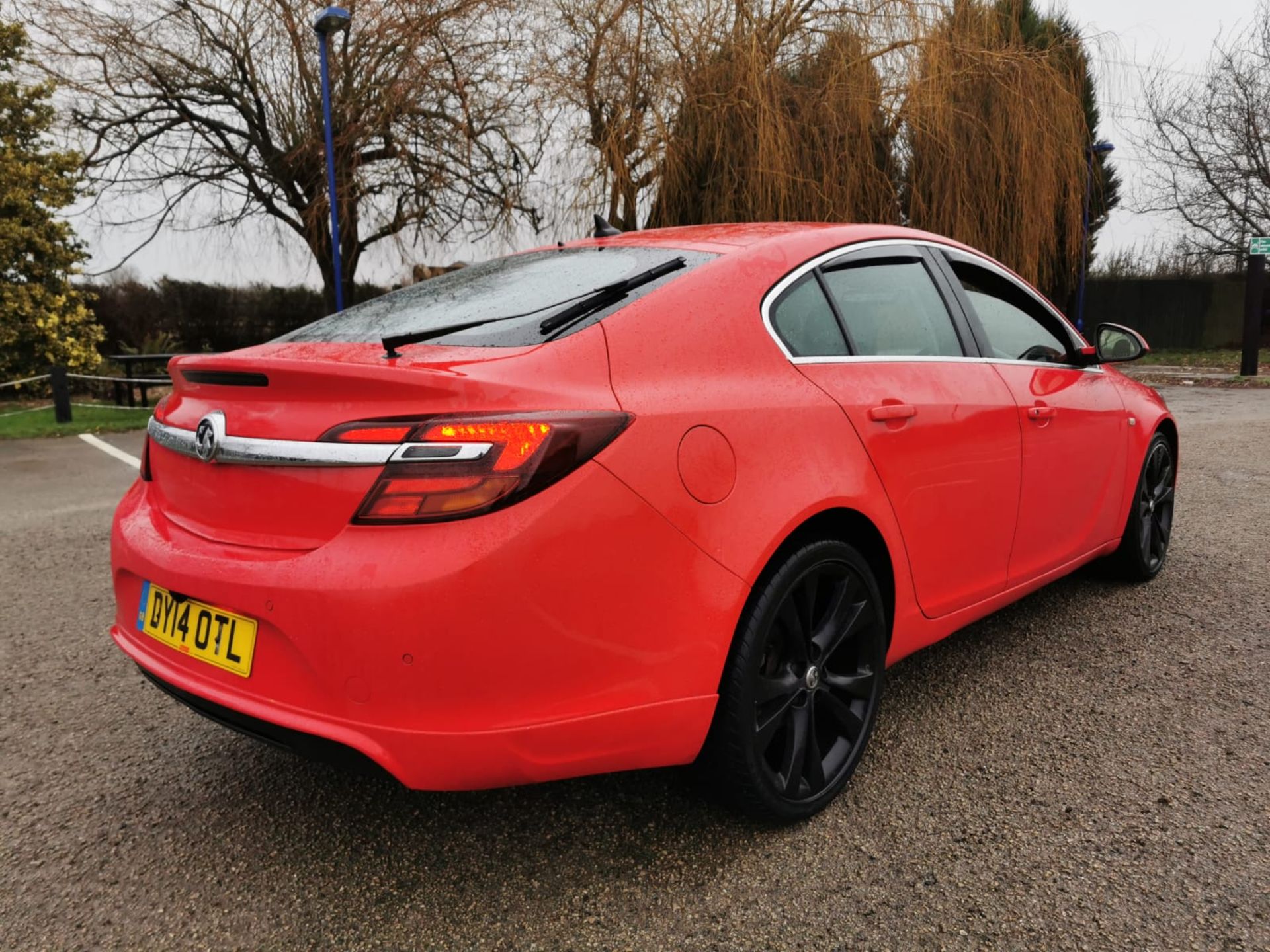 2014 VAUXHALL INSIGNIA TECHLINE CDTI ECO S/S RED HATCHBACK, 117,308 MILES *NO VAT* - Image 7 of 23