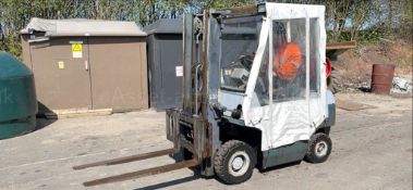 KALMAR 1.6T GAS CONTAINER SPEC FORKLIFT, STARTS DRIVES AND LIFTS TO 3.3M *PLUS VAT*