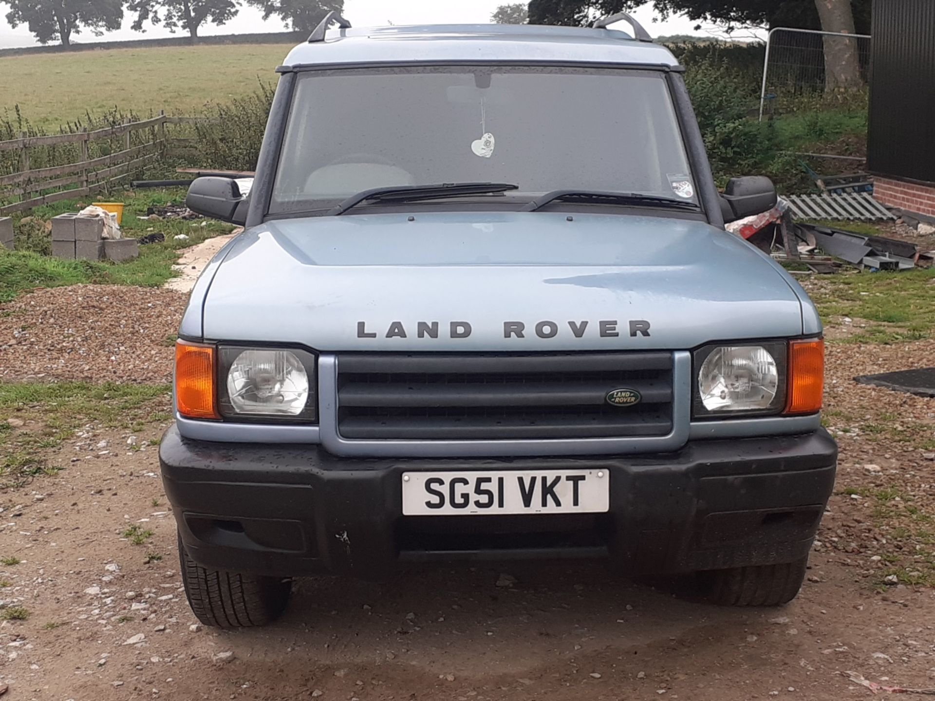 2001 LAND ROVER DISCOVERY TD5 S AUTO BLUE ESTATE, 7 SEATER MODEL *NO VAT* - Image 2 of 7