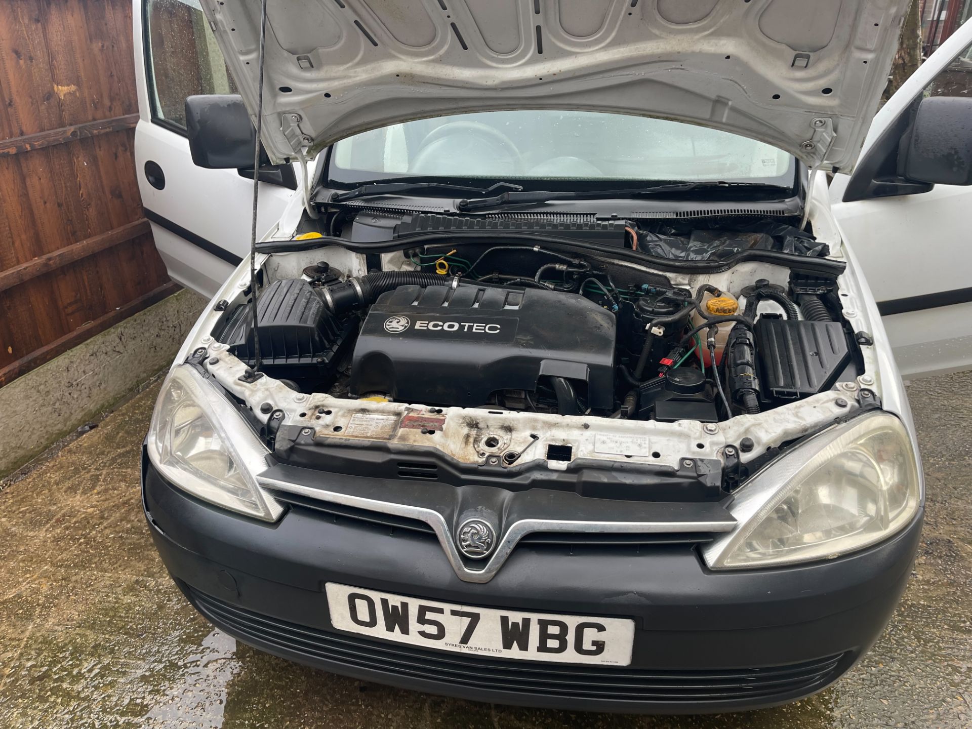 2007/57 VAUXHALL COMBO 1700 WHITE VAN, 102K MILES, 1298cc DIESEL ENGINE, RESERVE REDUCED *NO VAT* - Image 2 of 5