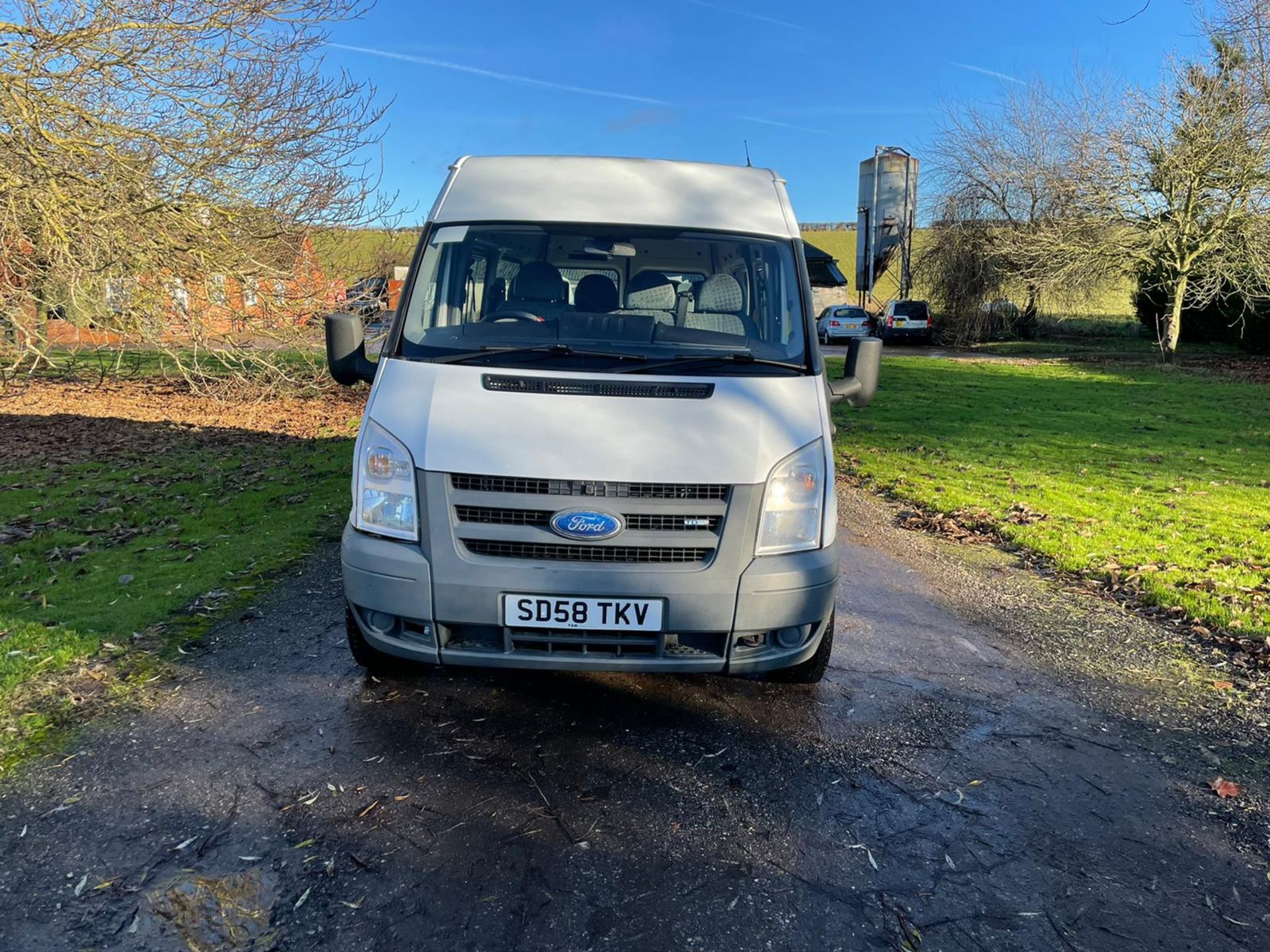 2008 FORD TRANSIT 140 T370 15S RWD WHITE MINI BUS, 197 KILOMETRES - 120K MILES *NO VAT* - Image 2 of 14