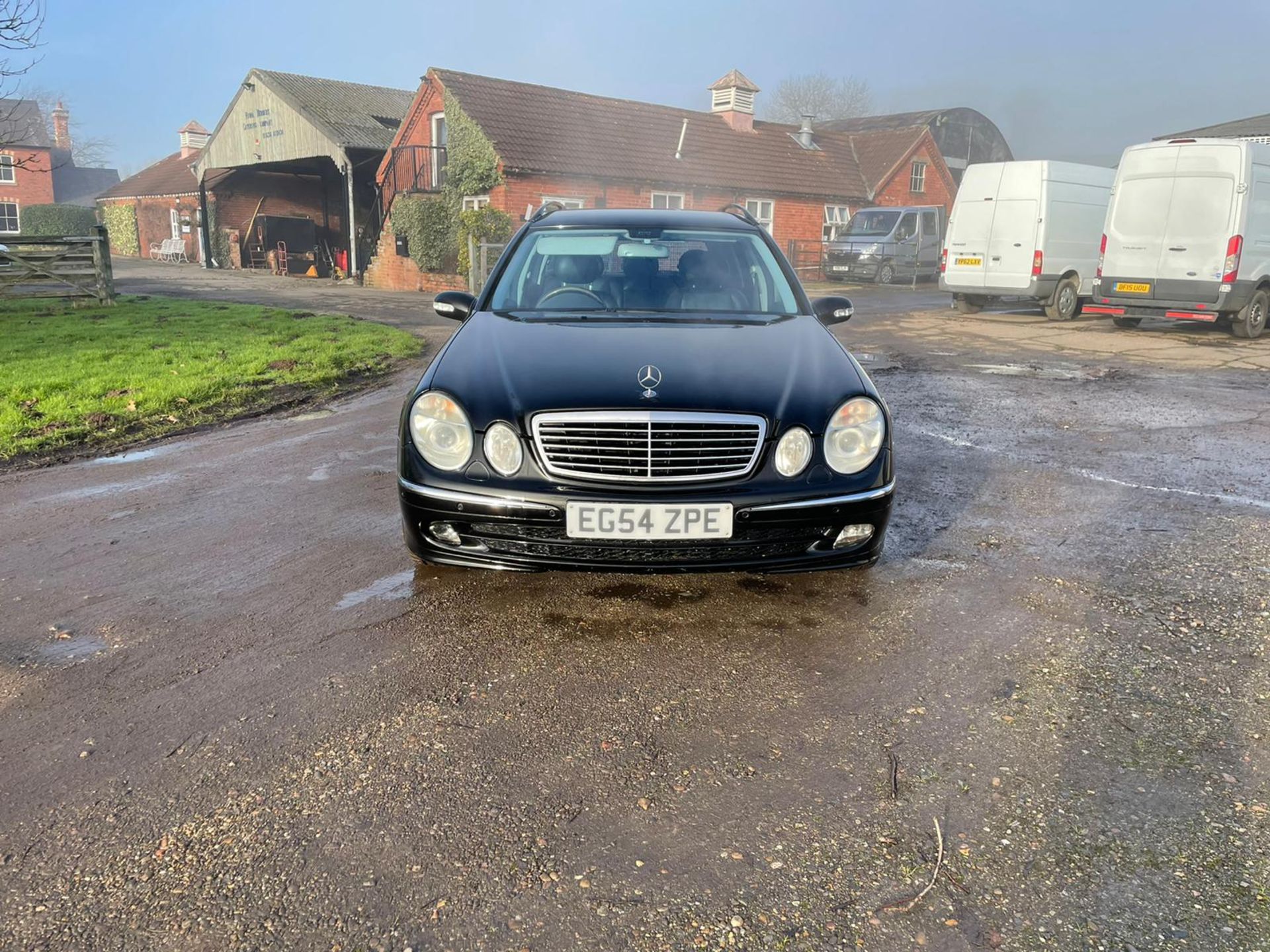 2004/54 MERCEDES E320 CDI AVANTGARDE BLACK ESTATE, 143,777 MILES, 3222cc DIESEL ENGINE *NO VAT* - Image 2 of 16