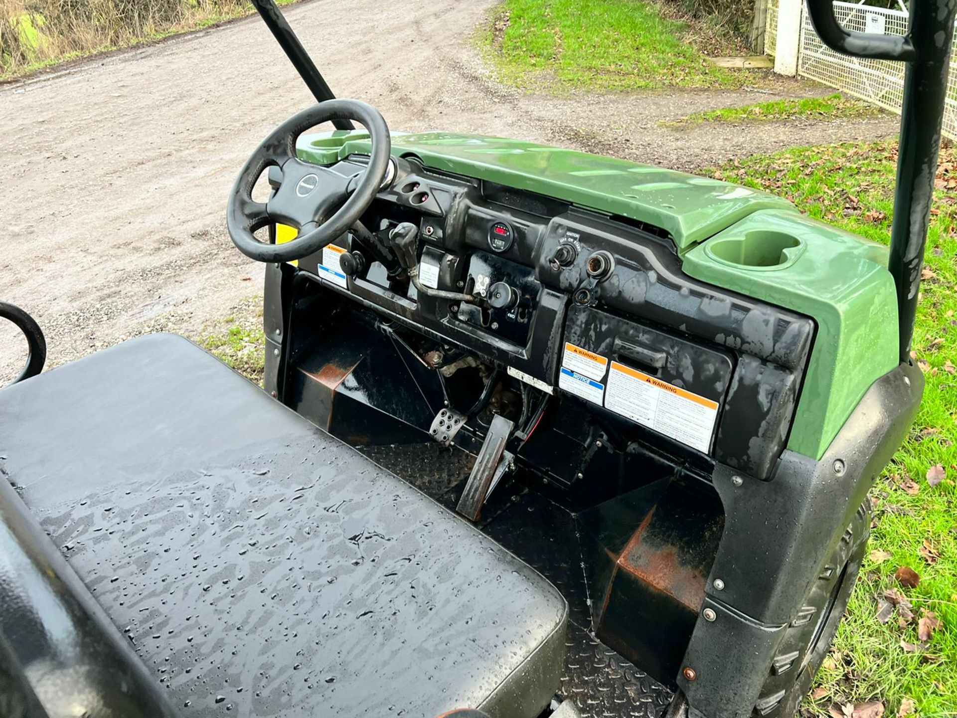 2014/64 KAWASAKI MULE 4010 4WD BUGGI, RUNS AND DRIVES, SHOWING A LOW 2978 HOURS *PLUS VAT* - Image 13 of 14