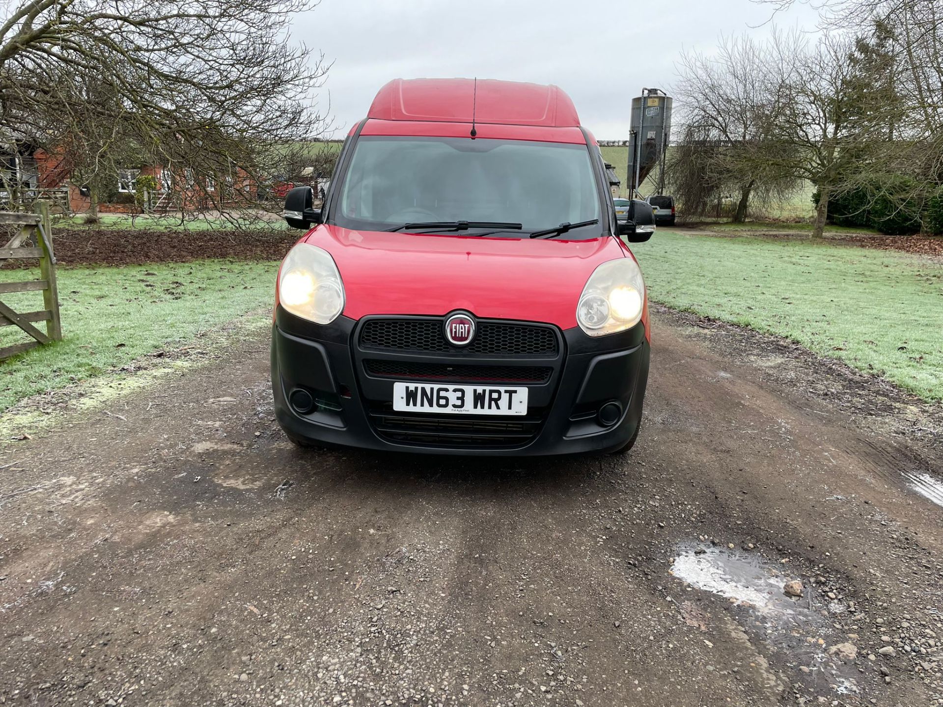 2013/63 FIAT DOBLO 16V XL MULTIJET LWB RED PANEL VAN, 1.6 DIESEL, 27,656 MILES *PLUS VAT* - Image 2 of 13