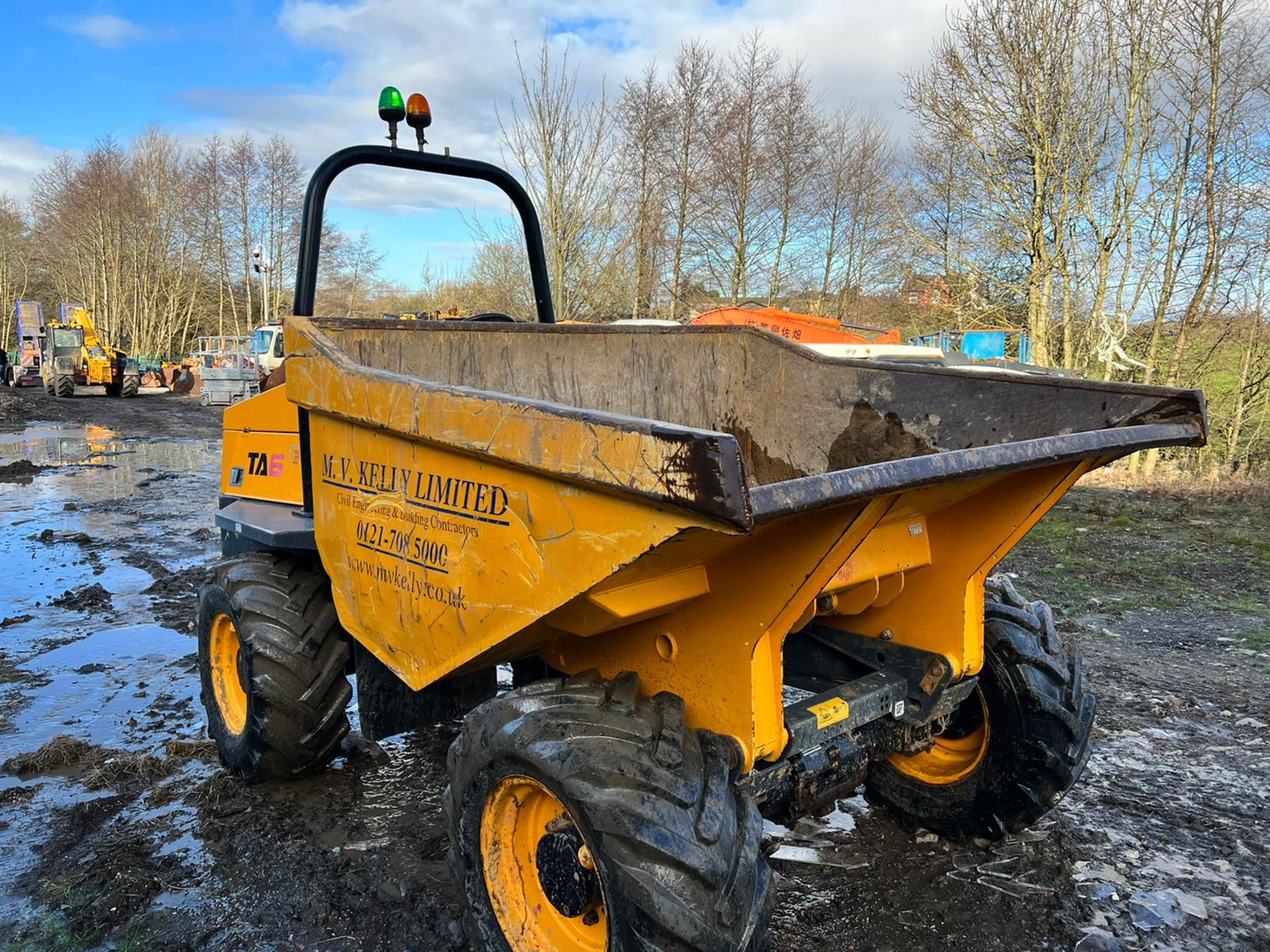 2017 MECALAC TA6 4WD 6 TON DUMPER, RUSN DRIVES AND TIPS, SHOWING A LOW 1273 HOURS *PLUS VAT* - Image 3 of 12