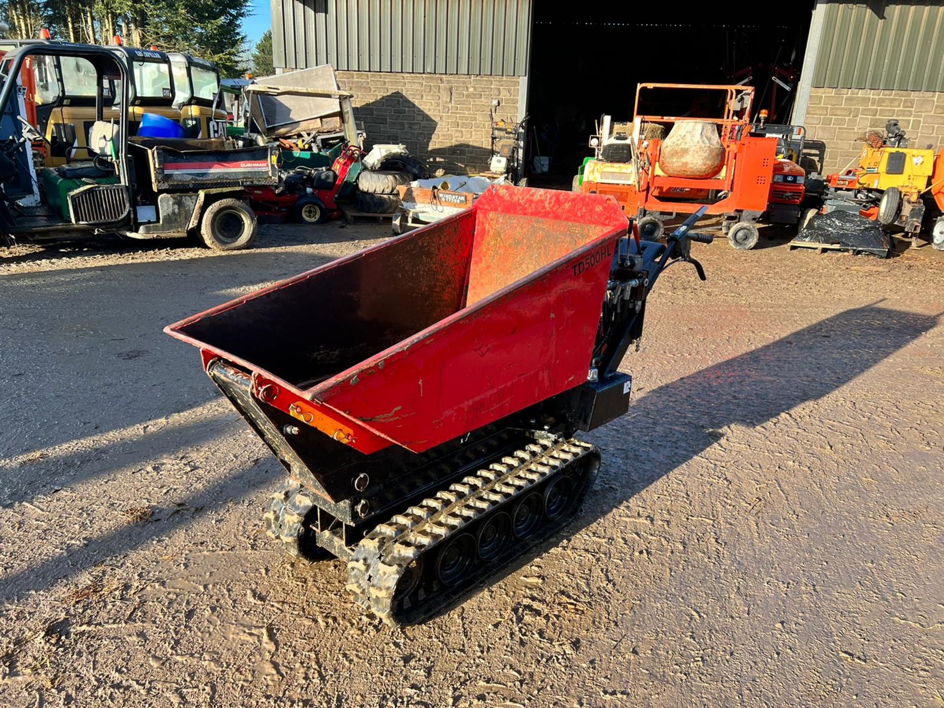 2018 HONDA TASKMAN TD500HL TRACKED DUMPER, RUNS DRIVES AND TIPS, HONDA GX160 ENGINE *PLUS VAT* - Image 4 of 10