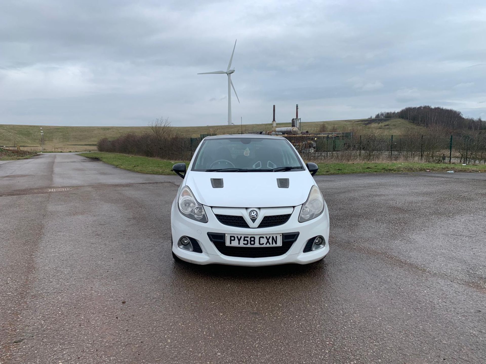 2008/58 VAUXHALL CORSA VXR ARCTIC EDITION WHITE HATCHBACK, 1.6 PETROL, 88K MILES *NO VAT* - Image 2 of 13