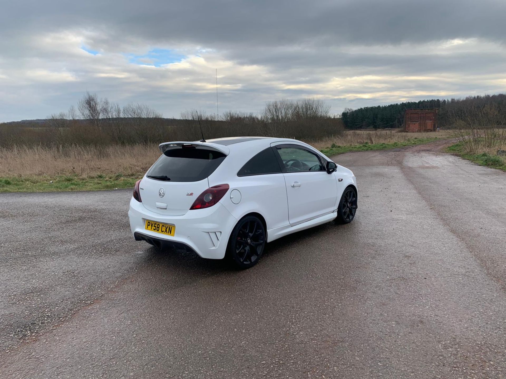 2008/58 VAUXHALL CORSA VXR ARCTIC EDITION WHITE HATCHBACK, 1.6 PETROL, 88K MILES *NO VAT* - Image 6 of 13