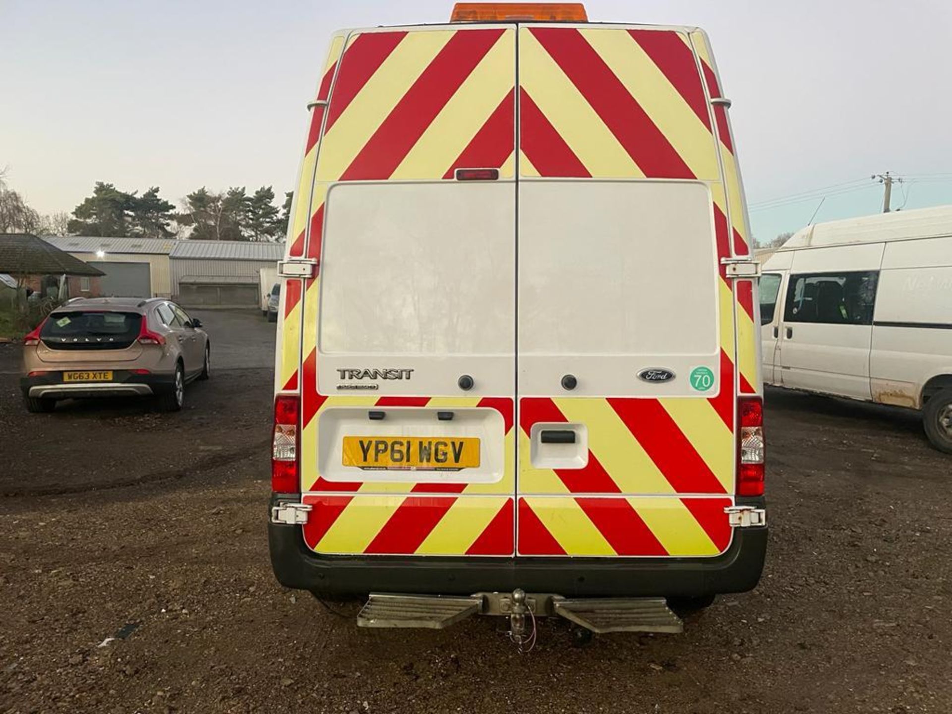 2011/61 FORD TRANSIT 125 T350 TREND FWD LWB HIGH TOP PANEL VAN, 92K MILES, REAR HIAB CRANE FITTED - Image 6 of 12