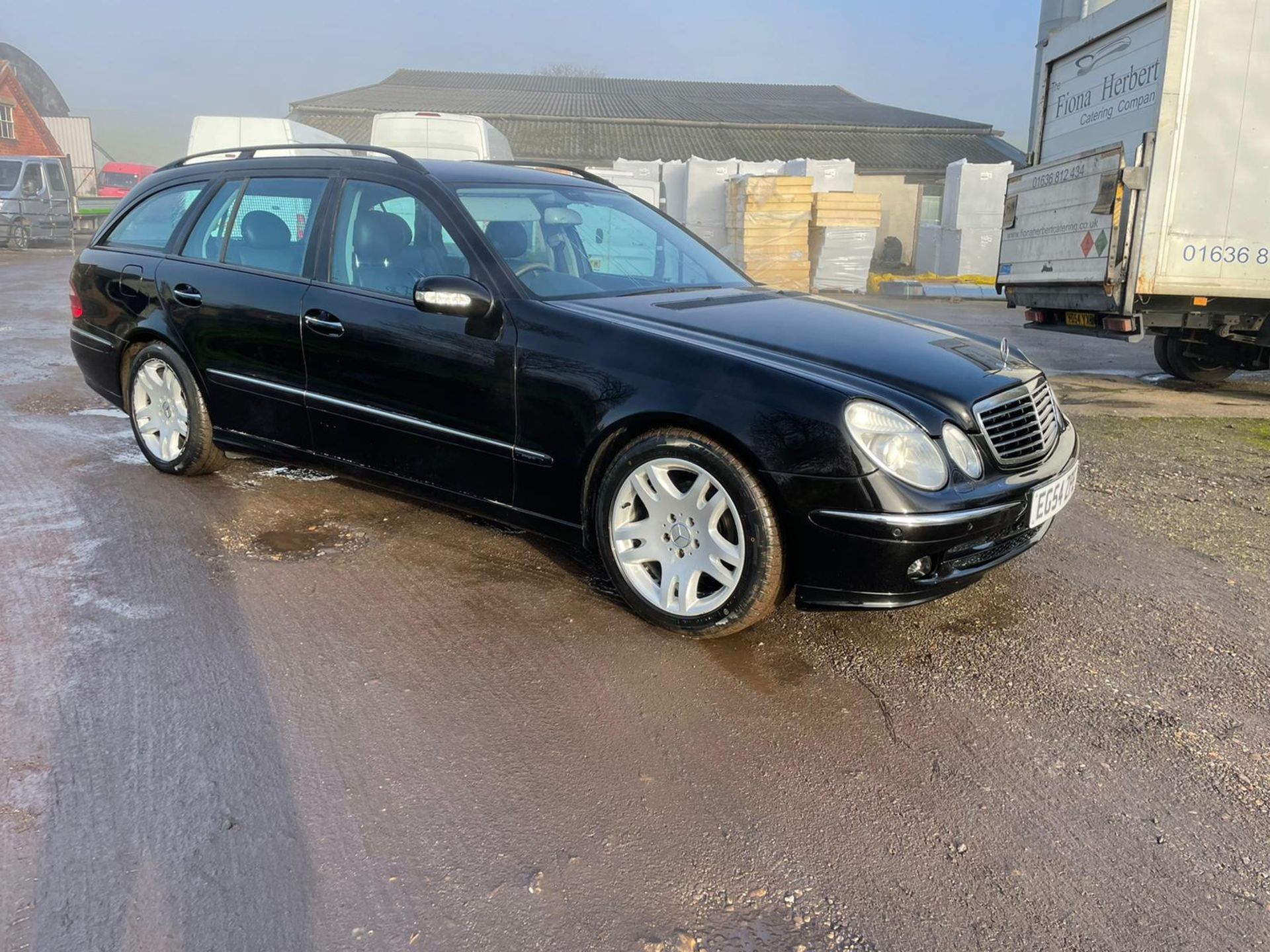 2004/54 MERCEDES E320 CDI AVANTGARDE BLACK ESTATE, 143,777 MILES, 3222cc DIESEL ENGINE *NO VAT*