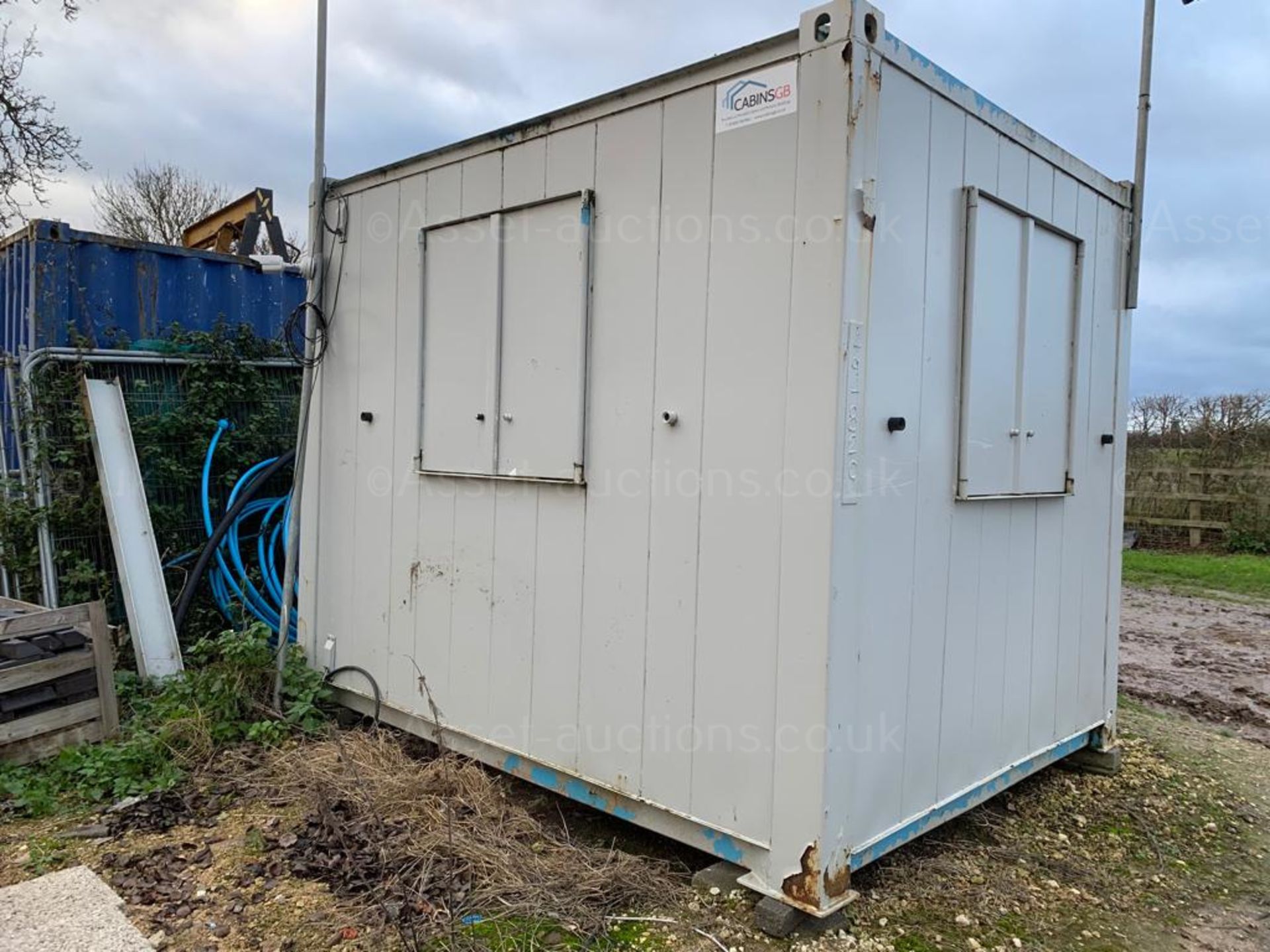 CABIN 2.4m x 3m PORTABLE OFFICE CONTAINER / CABIN * PLUS VAT* - Image 3 of 5