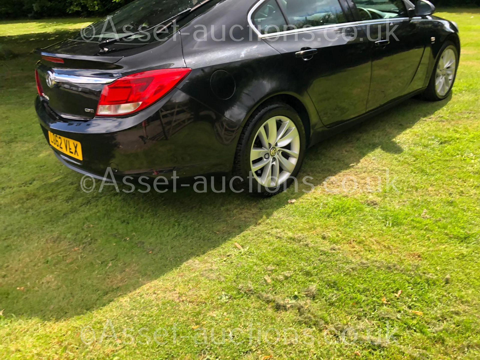 2013 VAUXHALL INSIGNIA SRI NAV CDTI BLACK 5 DOOR HATCHBACK, 156,438 MILES WITH FSH, 2.0 DIESEL - Image 6 of 16