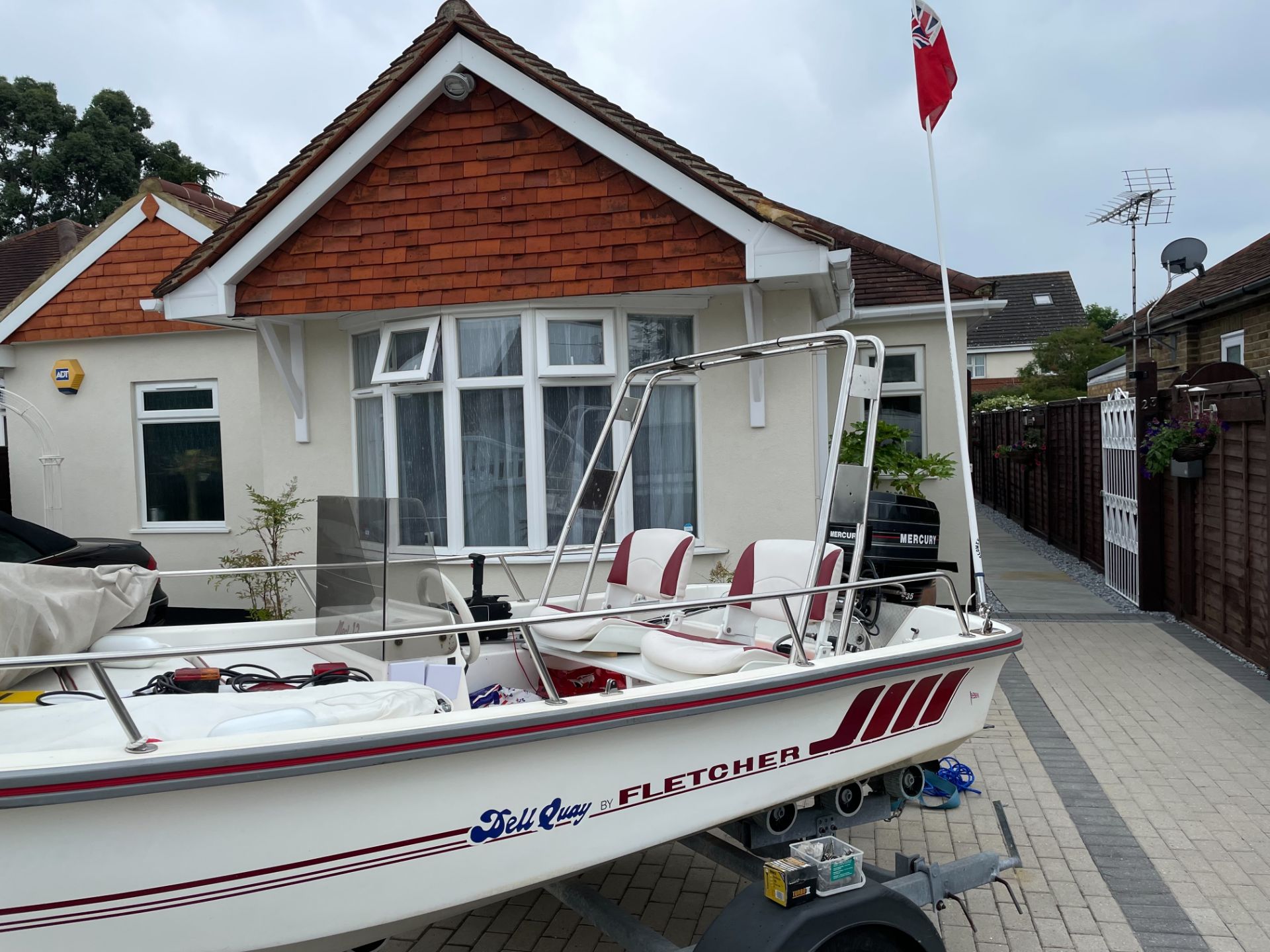 FLETCHER DORY 13 SPEED BOAT, VERY RARE MODEL, C/W 750kg DE GRAAFF TRAILER AND ALL ACCESSORIES - Image 9 of 12