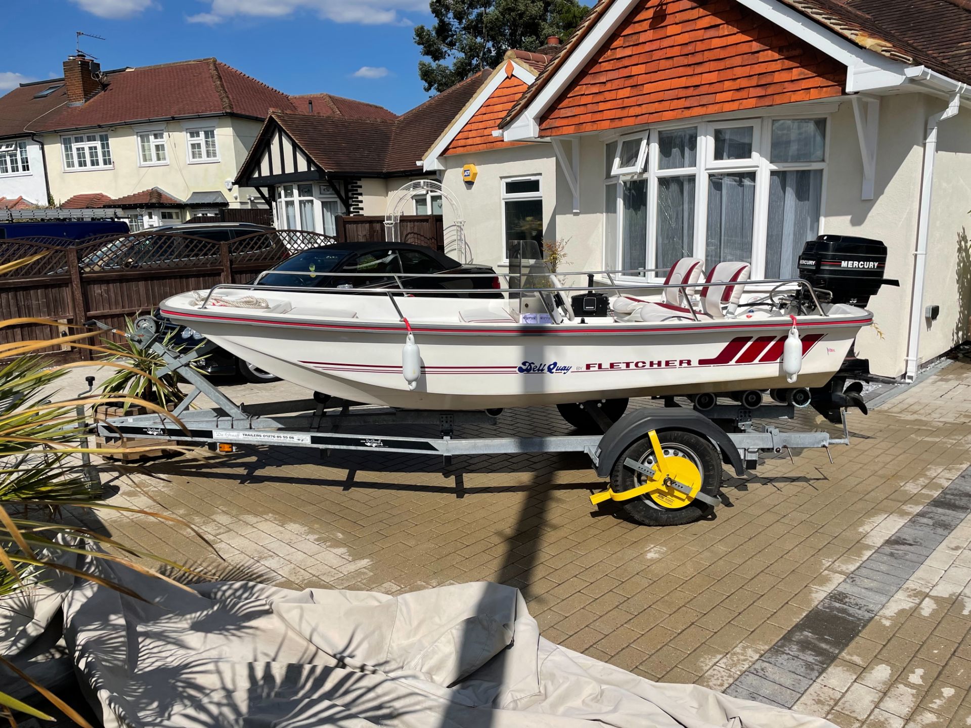 FLETCHER DORY 13 SPEED BOAT, VERY RARE MODEL, C/W 750kg DE GRAAFF TRAILER AND ALL ACCESSORIES - Image 3 of 12