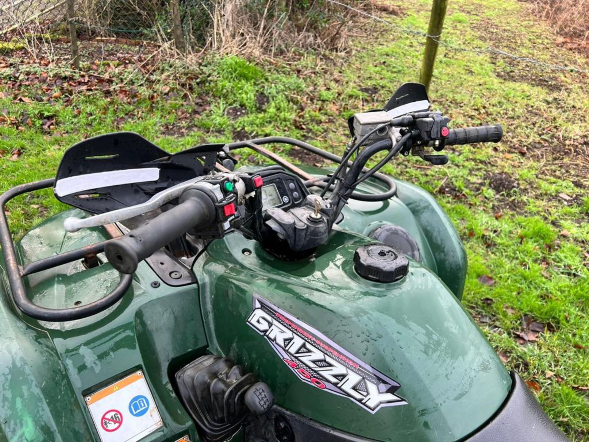 2012 YAMAHA GRIZZLY 450cc FARM QUAD, RUNS AND DRIVES WELL, AGRICULTURAL REGISTERED *NO VAT* - Image 10 of 11