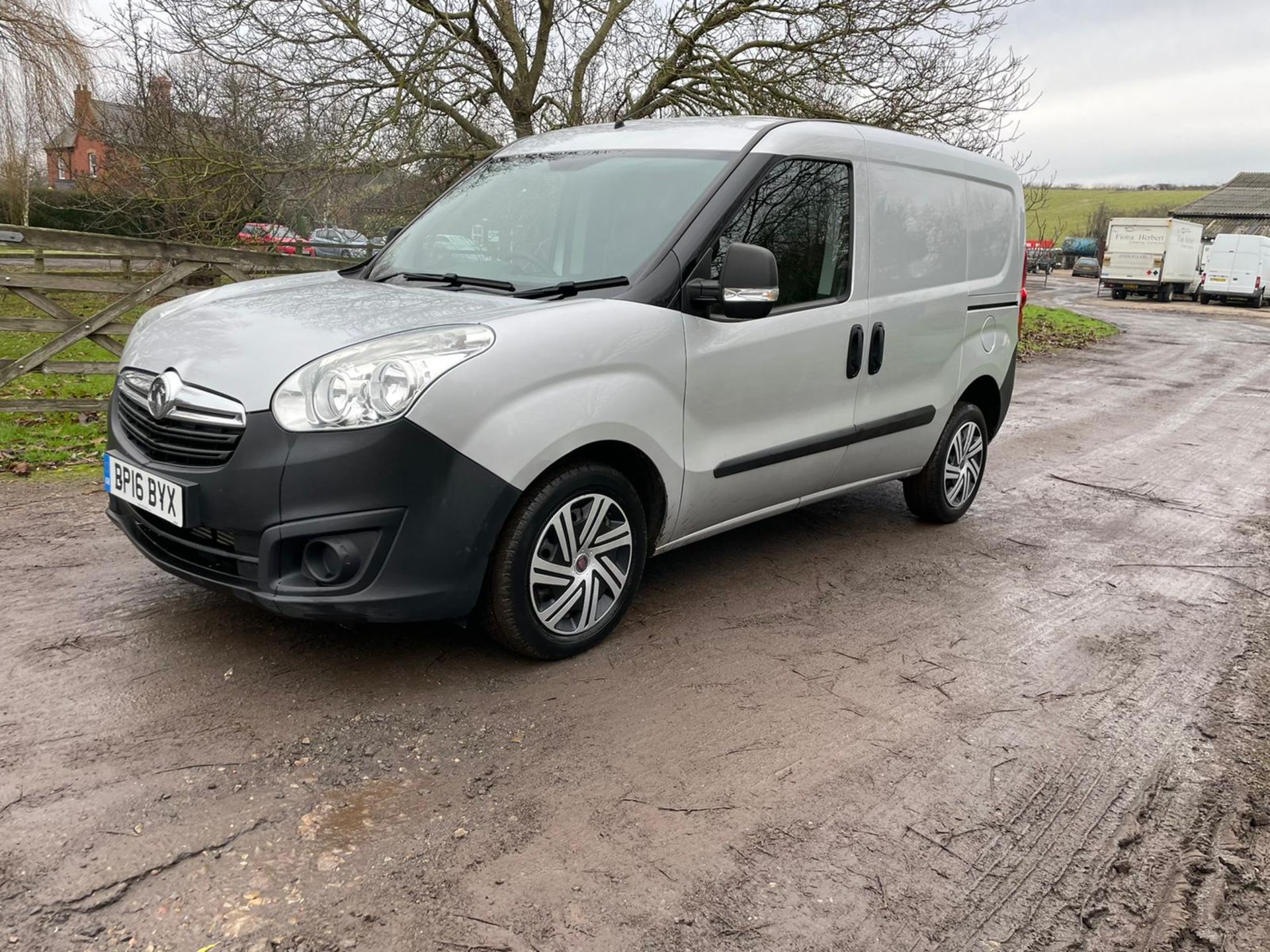 2016 VAUXHALL COMBO 2000 L1H1 CDTI SS E-FLEX SILVER PANEL VAN, 105,312 MILES *PLUS VAT* - Image 3 of 12