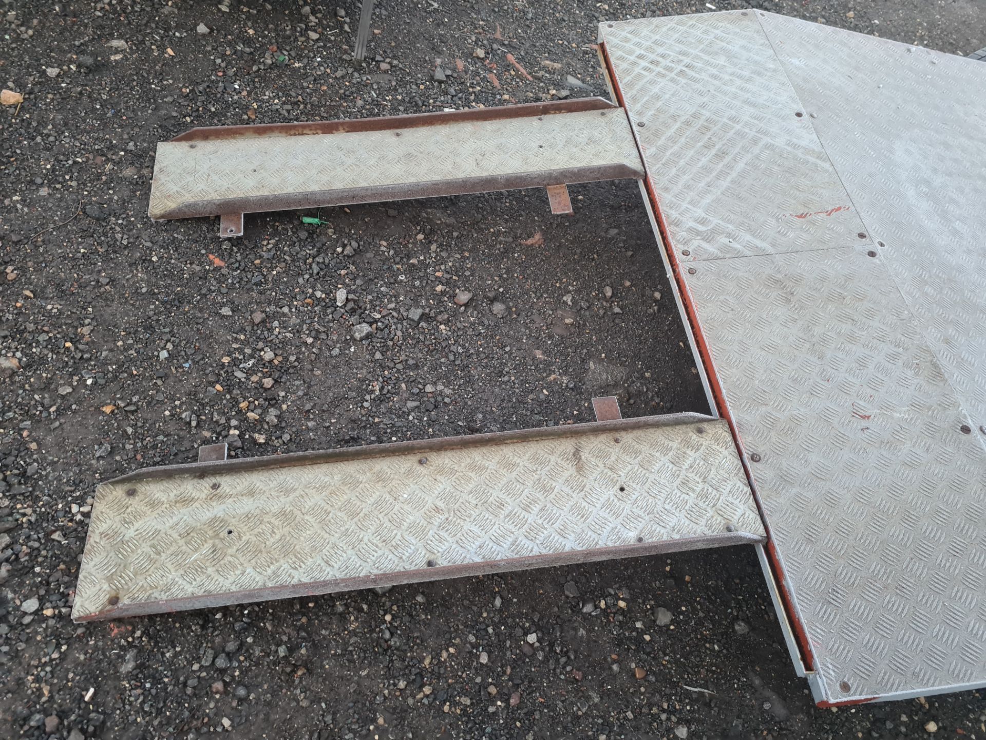 13ft x 6.6ft LIGHT PLANT BEAVERTAIL TRAILER, FULL ALUMINIUM BED, PART FINISHED PROJECT *PLUS VAT* - Image 3 of 4