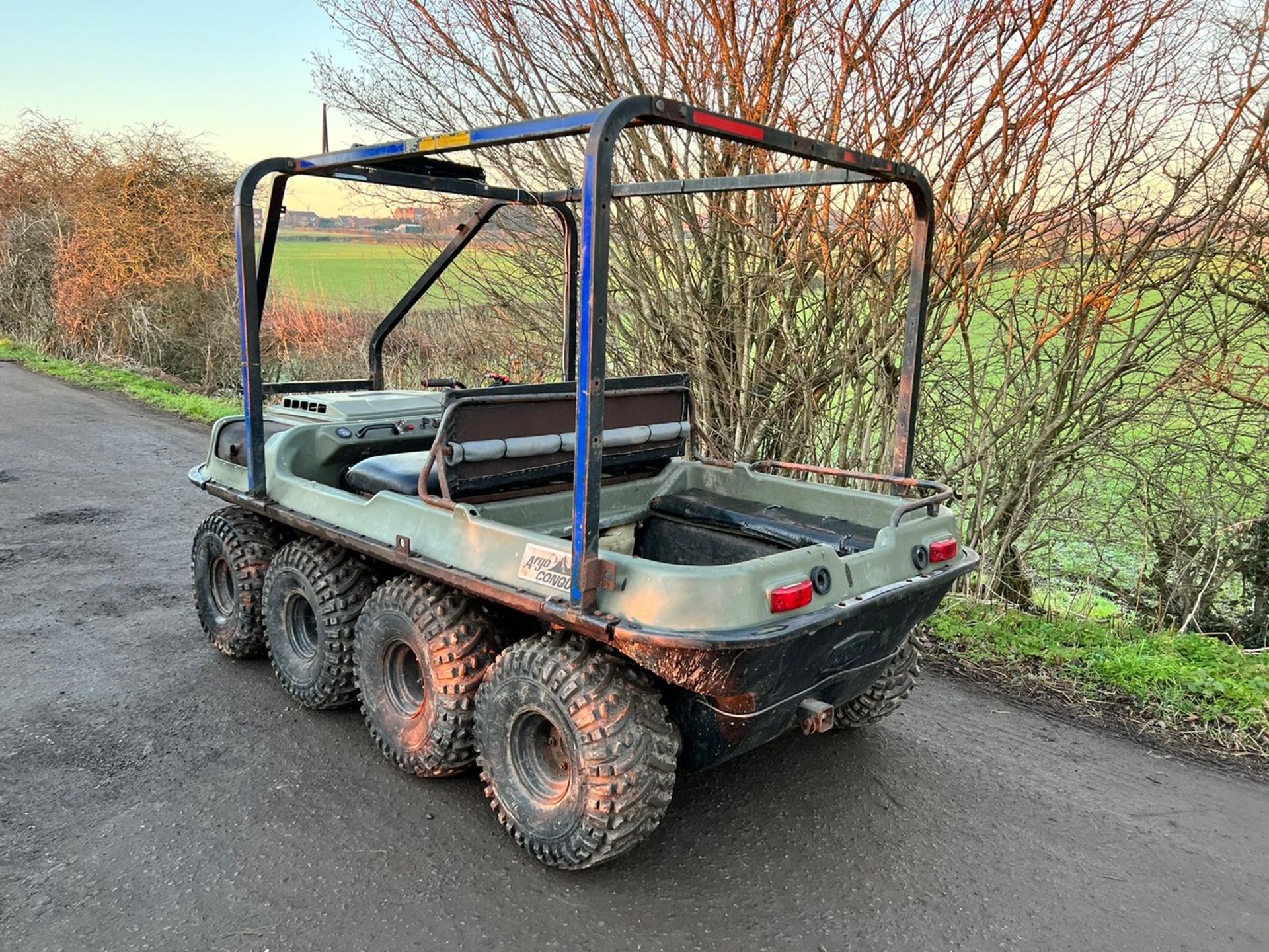 ARGOCAT CONQUEST 8x8 OFF ROAD UTILITY VEHICLE, RUNS AND DRIVES, SHOWING A LOW 1038 HOURS - Image 4 of 14