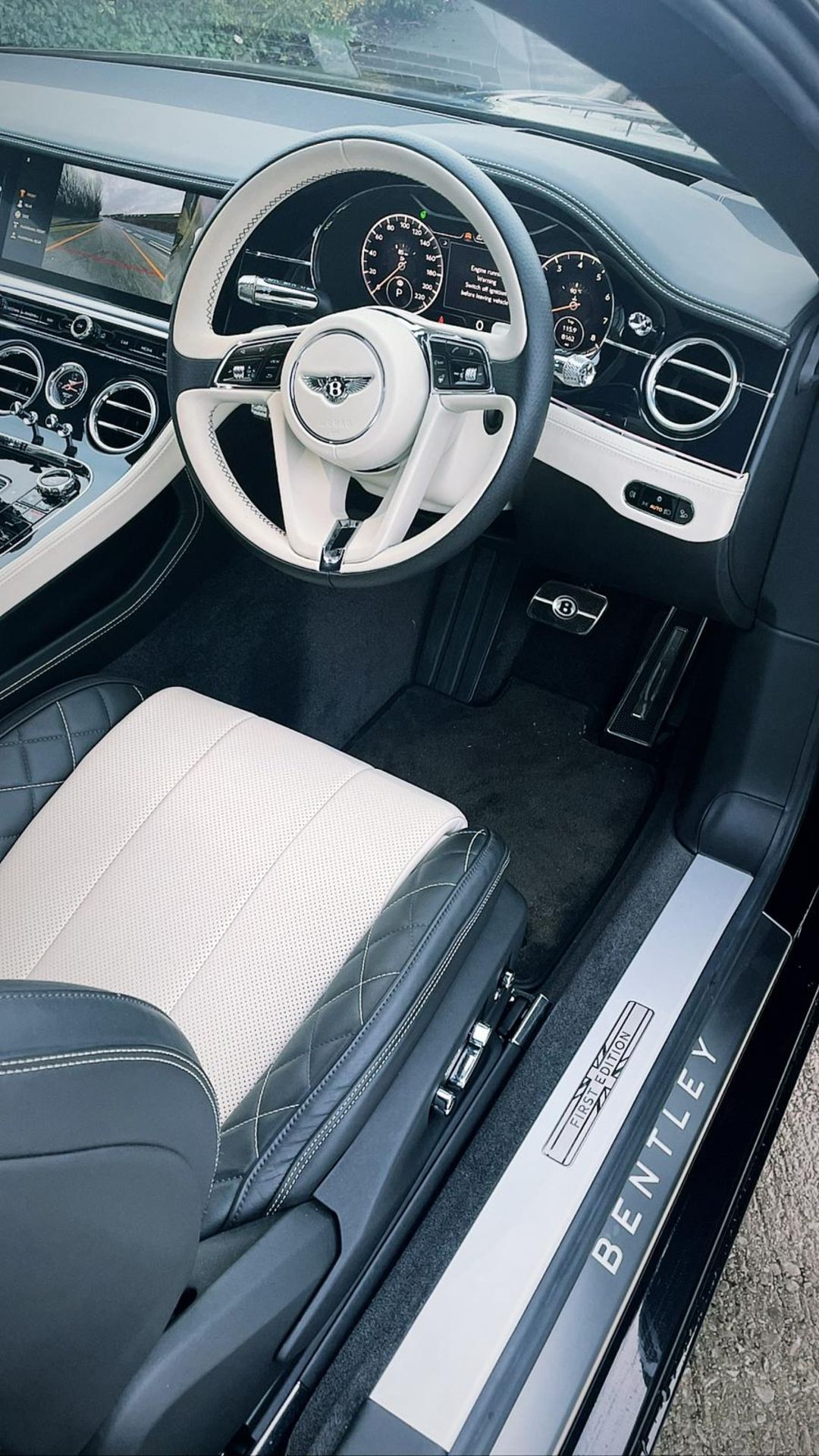 2018 BENTLEY CONTINENTAL GT 6.0 W12 1st EDITION AUTO, COMFORT SEATING, ONLY 8100 MILES *NO VAT* - Image 9 of 14