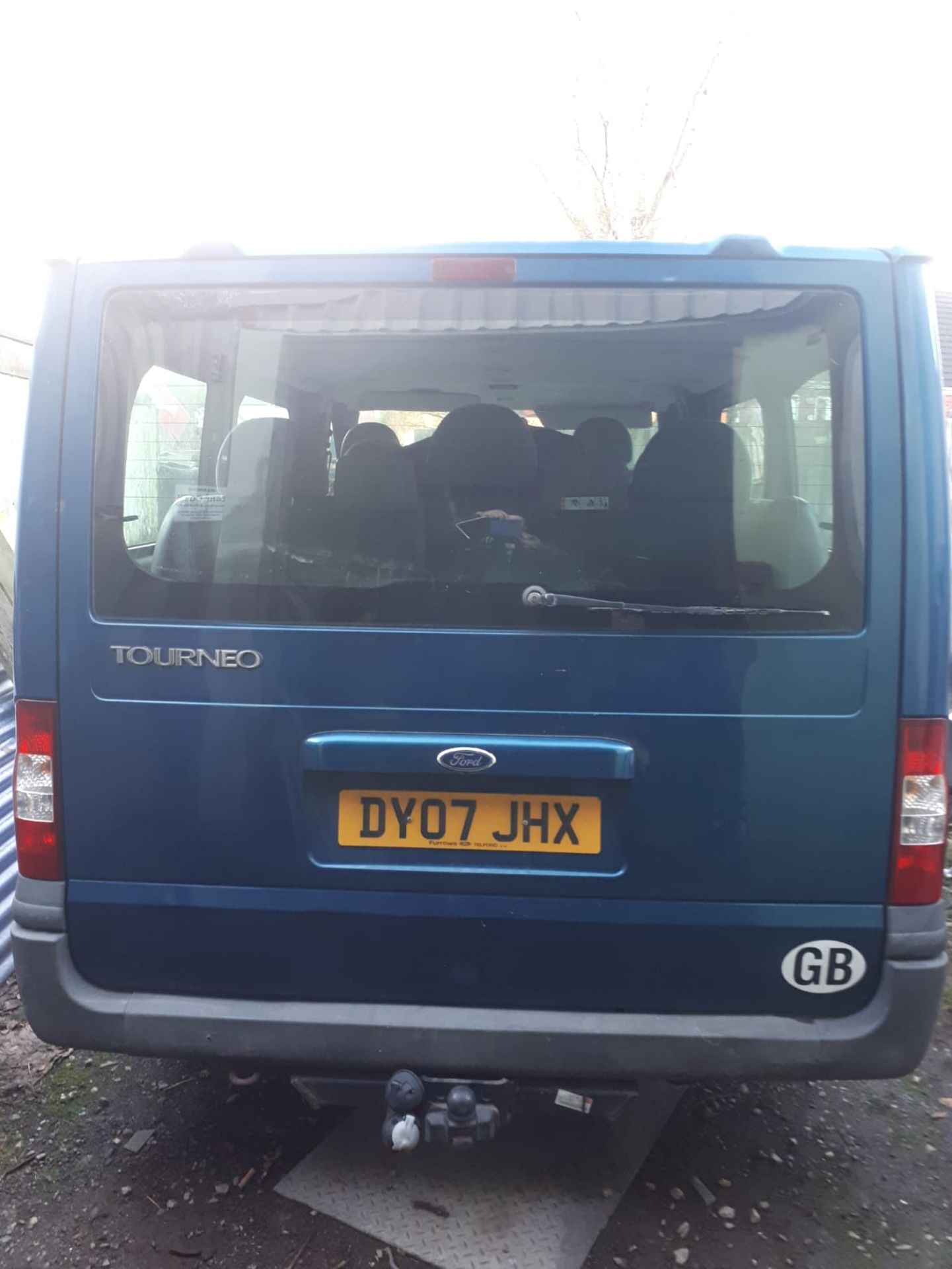 2007 FORD TRANSIT TOURNEO GLX 130 BLUE MINIBUS, 177K MILES, 2.2 DIESEL ENGINE *NO VAT* - Image 4 of 9