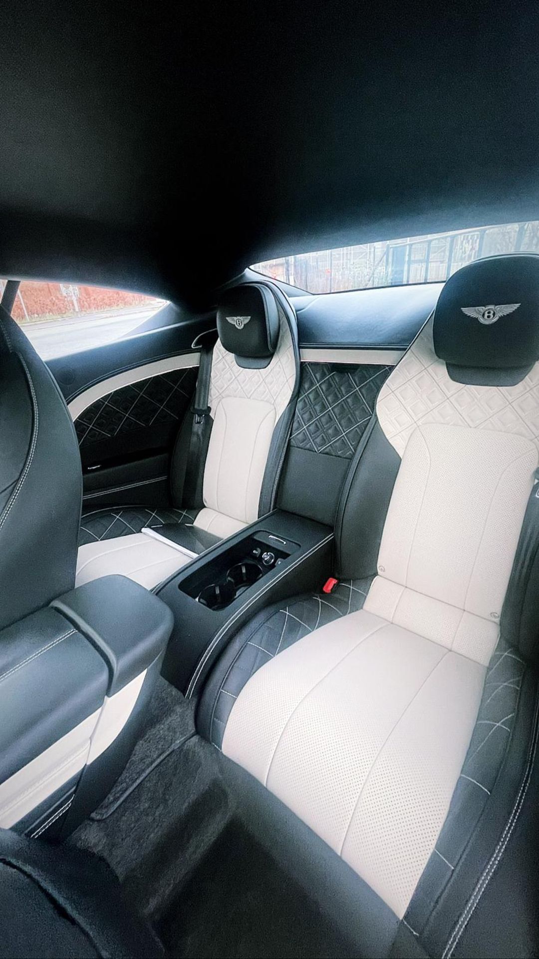 2018 BENTLEY CONTINENTAL GT 6.0 W12 1st EDITION AUTO, COMFORT SEATING, ONLY 8100 MILES *NO VAT* - Image 10 of 14