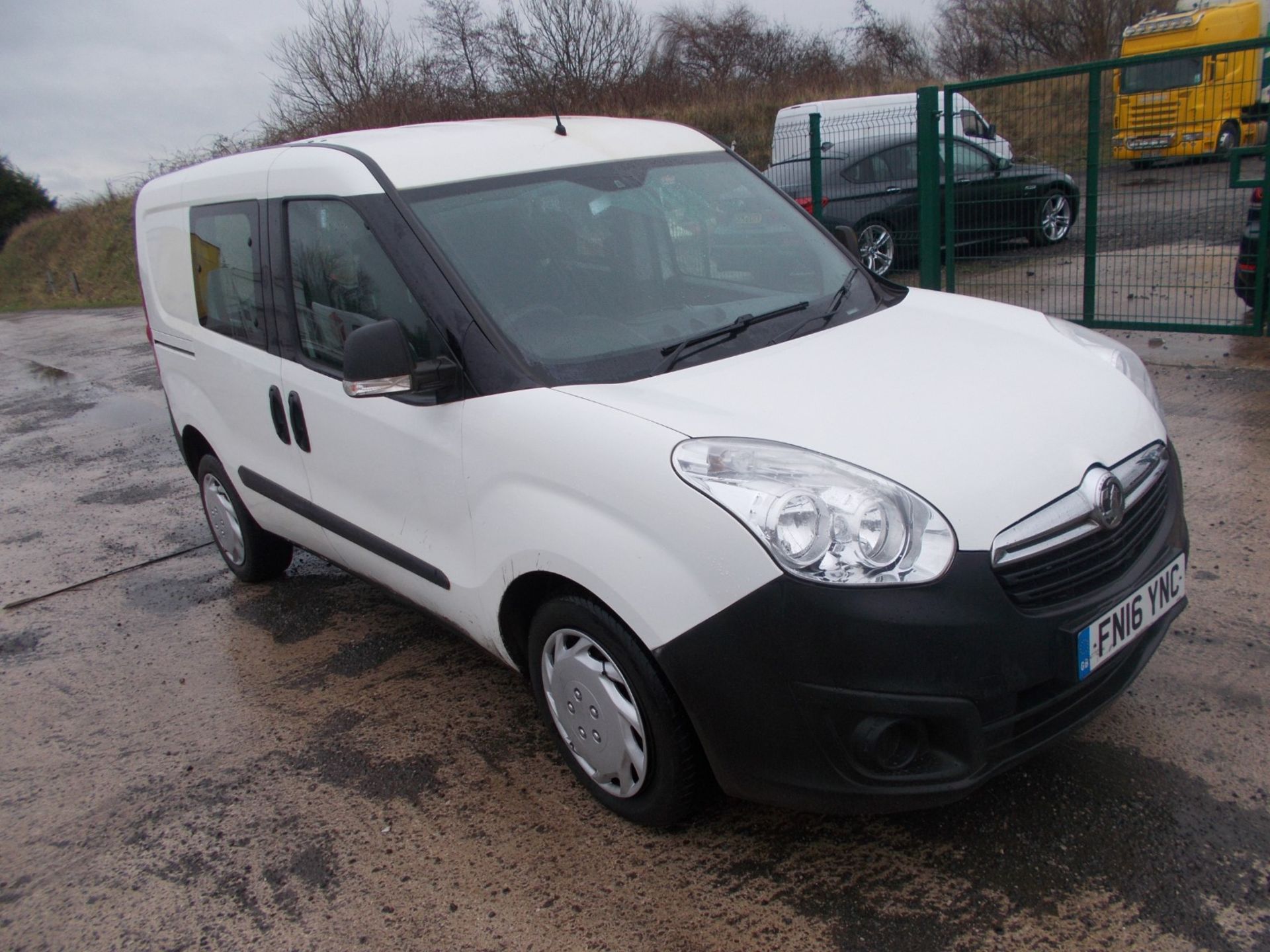 2016 VAUXHALL COMBO 2300 L1H1 CDTI SS E-FLEX WHITE CREW VAN, 56K MILES, REAR SEATS *PLUS VAT*