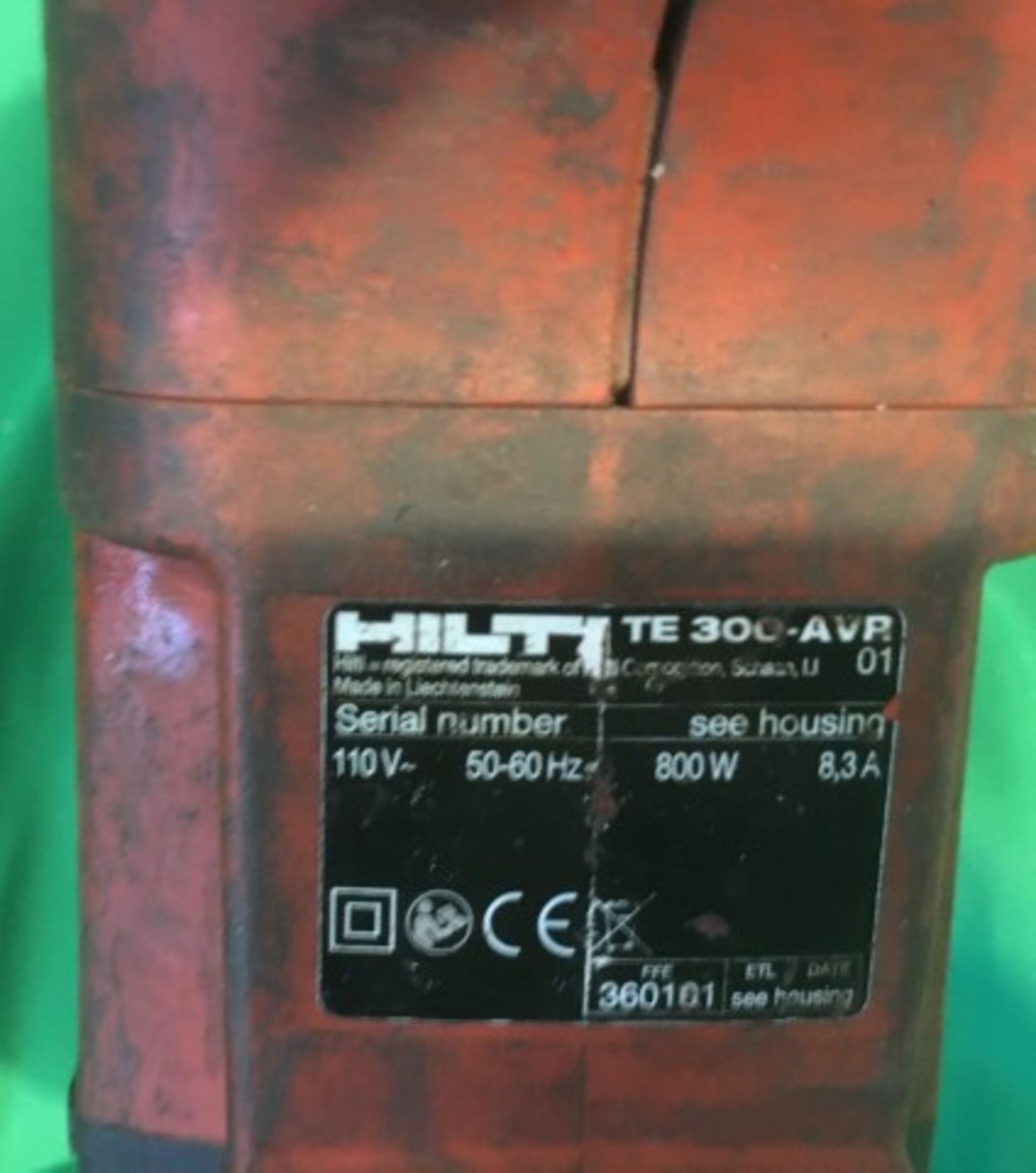 HILTI YE300 AVR VERY LIGHT SDS PLUS (TE-C) DEMOLITION HAMMER FOR SURFACE CORRECTIONS - Image 7 of 7