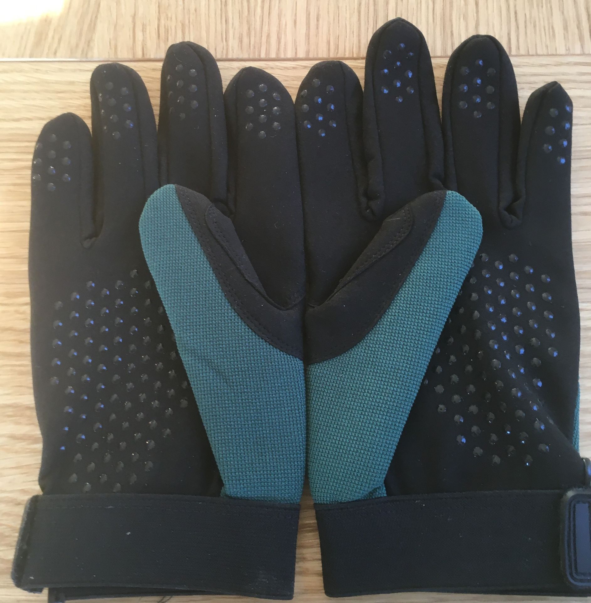 2 x PAIRS OF BOSCH UNISEX GARDENING GLOVES IN GREY / GREEN, SIZE XL, NO RESERVE *NO VAT* - Image 2 of 4