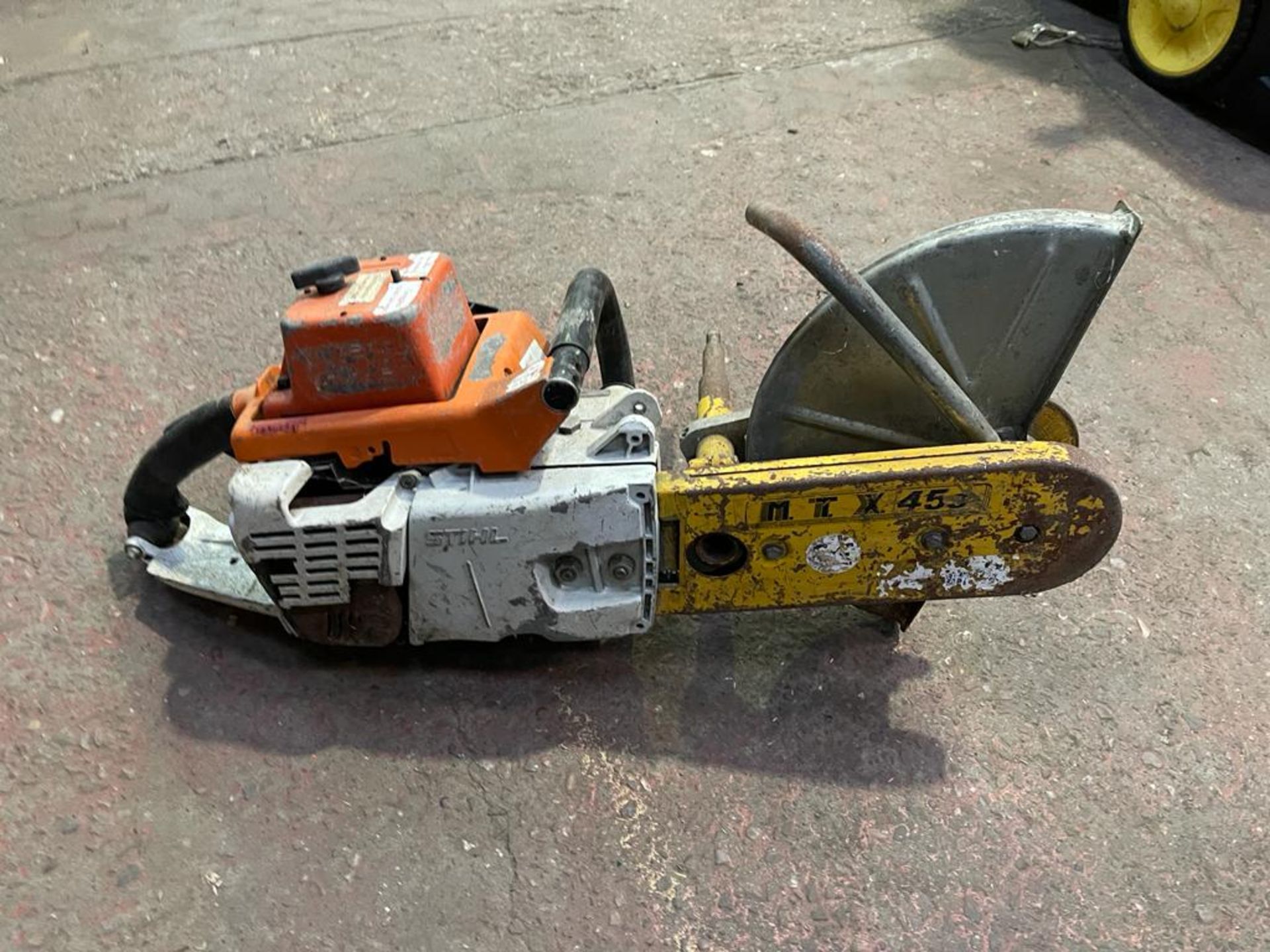 STIHL SAW, 14" 350mm, BIGGER THAN USUAL *NO RESERVE* NO VAT