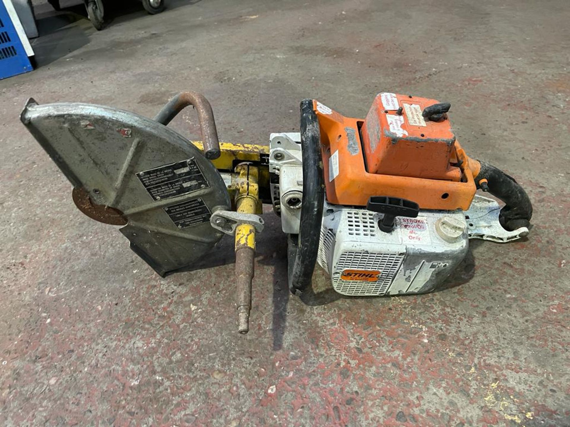 STIHL SAW, 14" 350mm, BIGGER THAN USUAL *NO RESERVE* NO VAT - Image 2 of 5