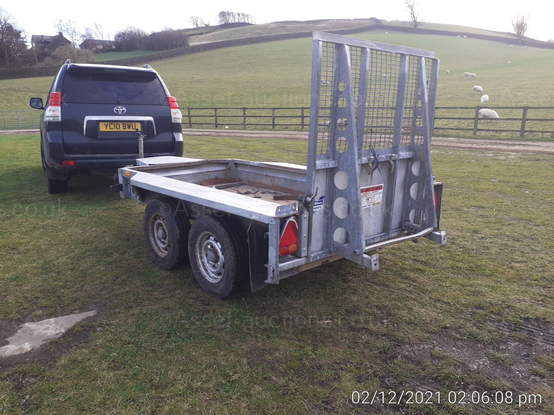 IFOR WILLIAMS PLANT TRAILER 2700kg GROSS WEIGHT, WITH LOADING RAMP AND BUCKET REST *PLUS VAT* - Image 5 of 6