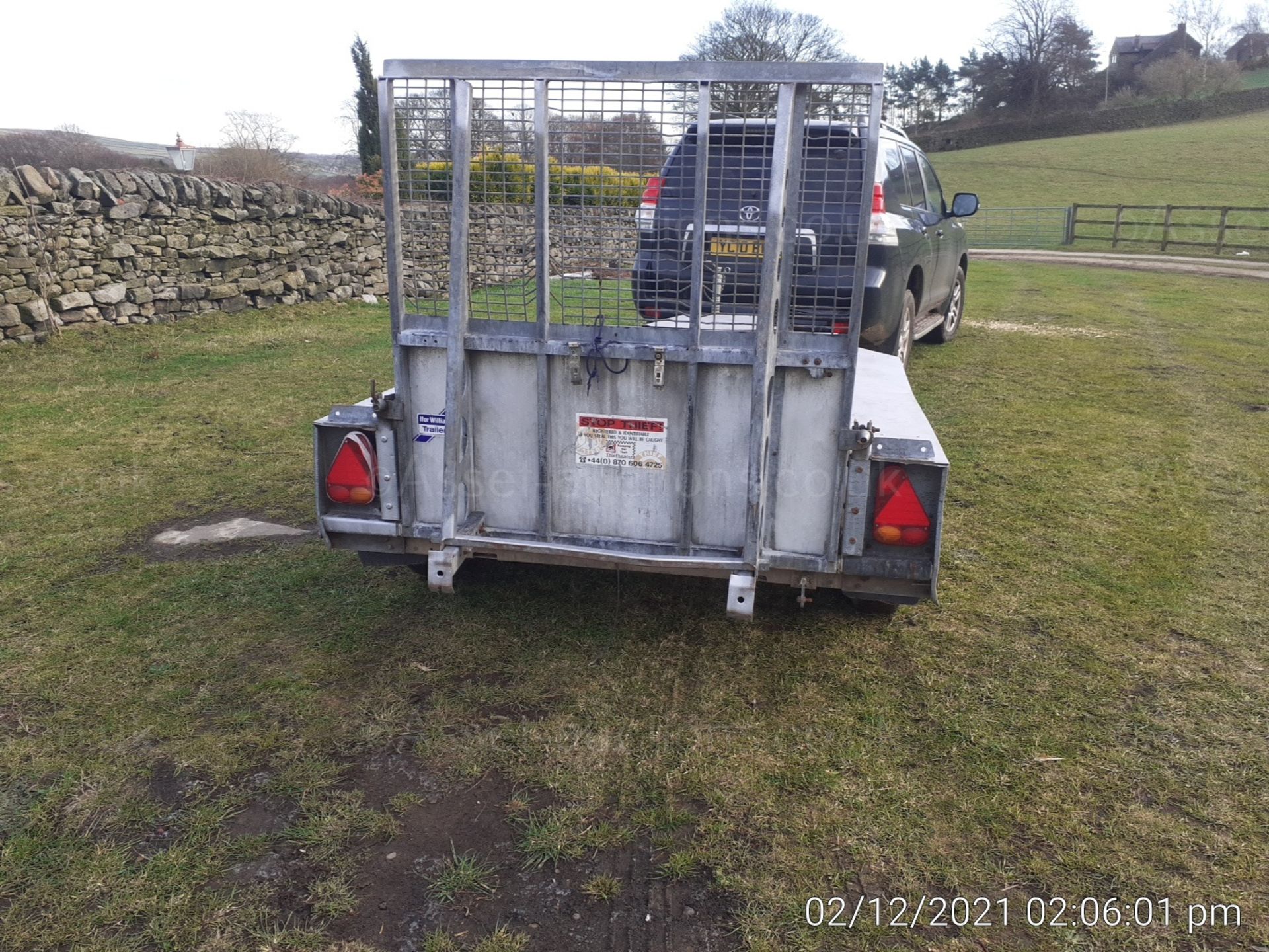 IFOR WILLIAMS PLANT TRAILER 2700kg GROSS WEIGHT, WITH LOADING RAMP AND BUCKET REST *PLUS VAT* - Image 4 of 6