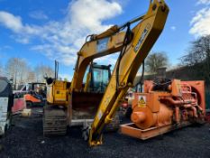 2007 JCB JS130LC 13 TON EXCAVATOR, RUNS DRIVES AND DIGS, SHOWING A LOW AND GENUINE 7787 HOURS