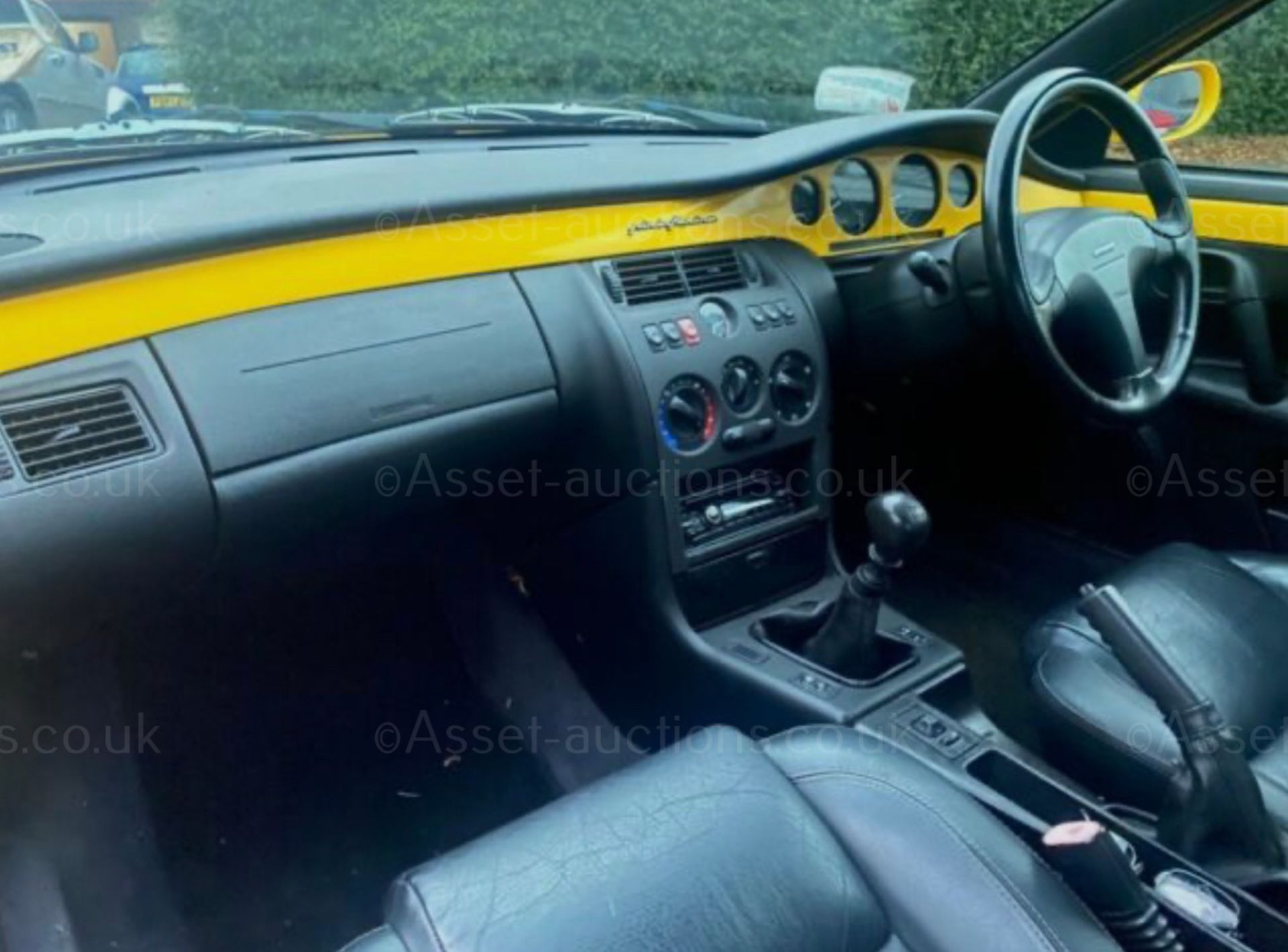 1996 FIAT COUPE 20V TURBO YELLOW SALOON, 2.0 PETROL ENGINE, SHOWING 95K MILES *NO VAT* - Image 9 of 12