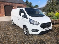 2019 FORD TRANSIT CUSTOM 300 LIMITED WHITE PANEL VAN, ONLY 23K MILES *PLUS VAT*