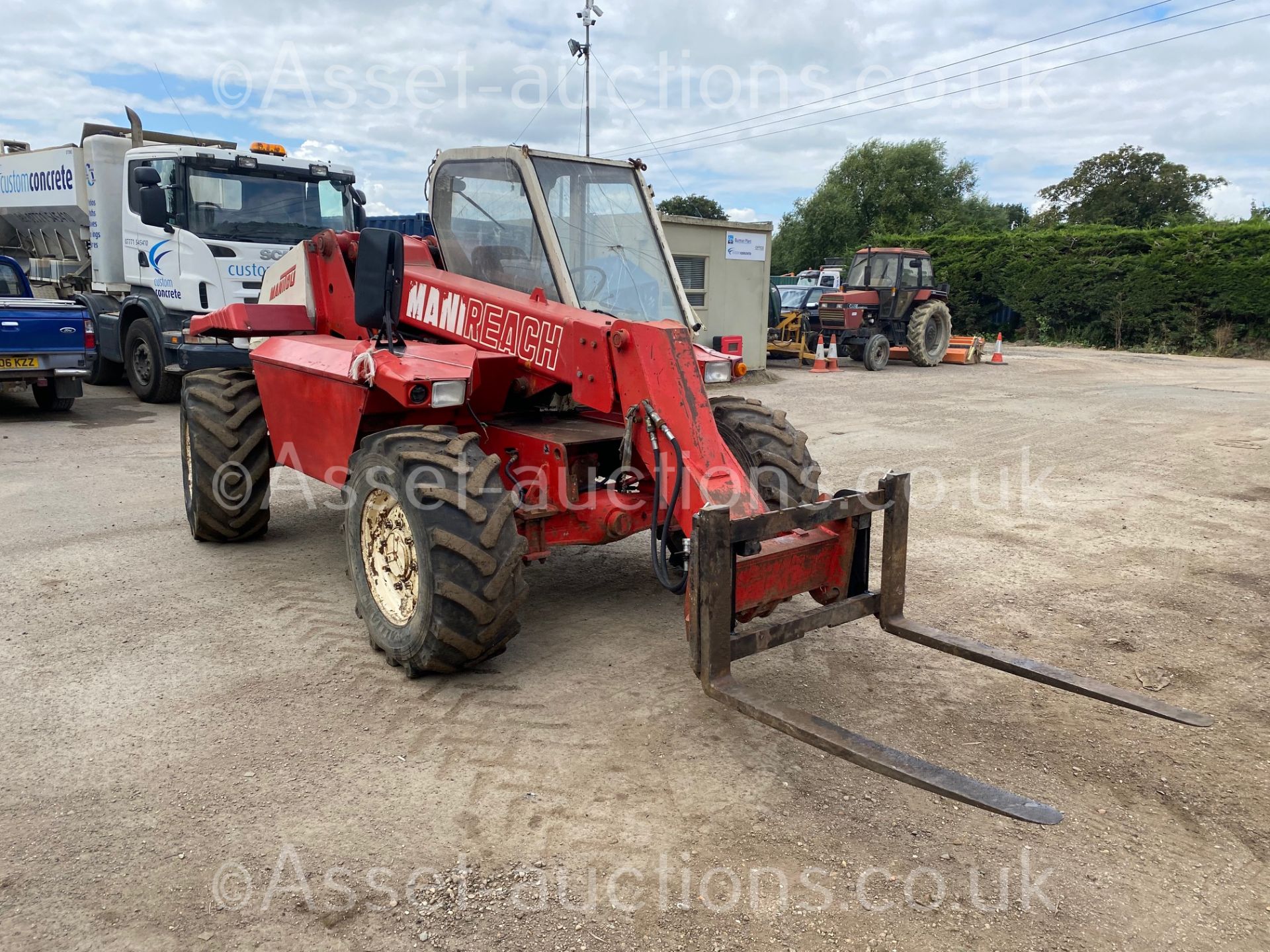 MANITOU MLT626 TELESCOPIC FORKLIFT, 4 WHEEL STEER, 4 WHEEL DRIVE, 6 METER REACH *PLUS VAT* - Image 2 of 4