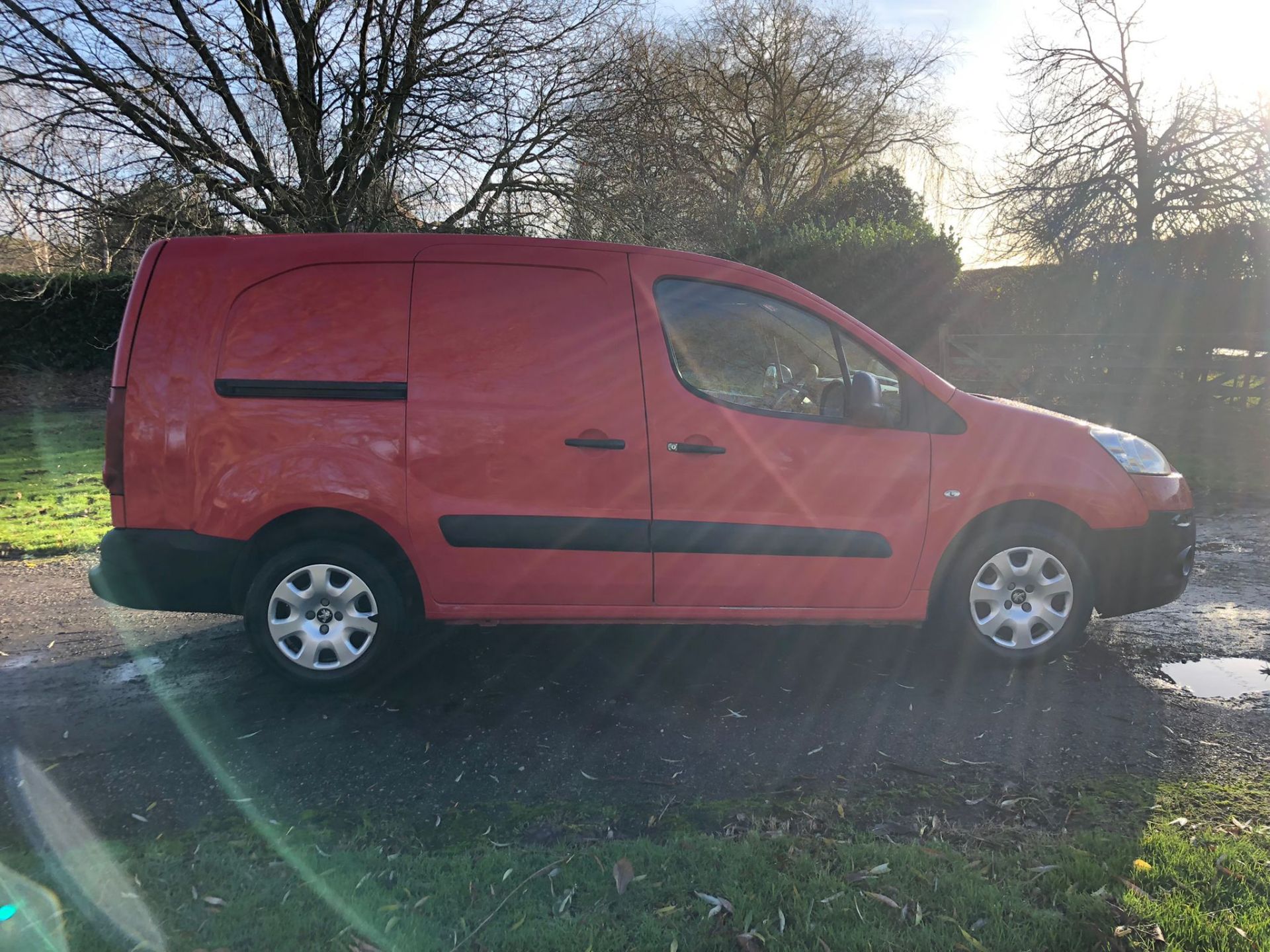 2014 PEUGEOT PARTNER 750 S L2 HDI RED PANEL VAN, 92,044 MILES, 1.6 DIESEL *PLUS VAT* - Image 7 of 15