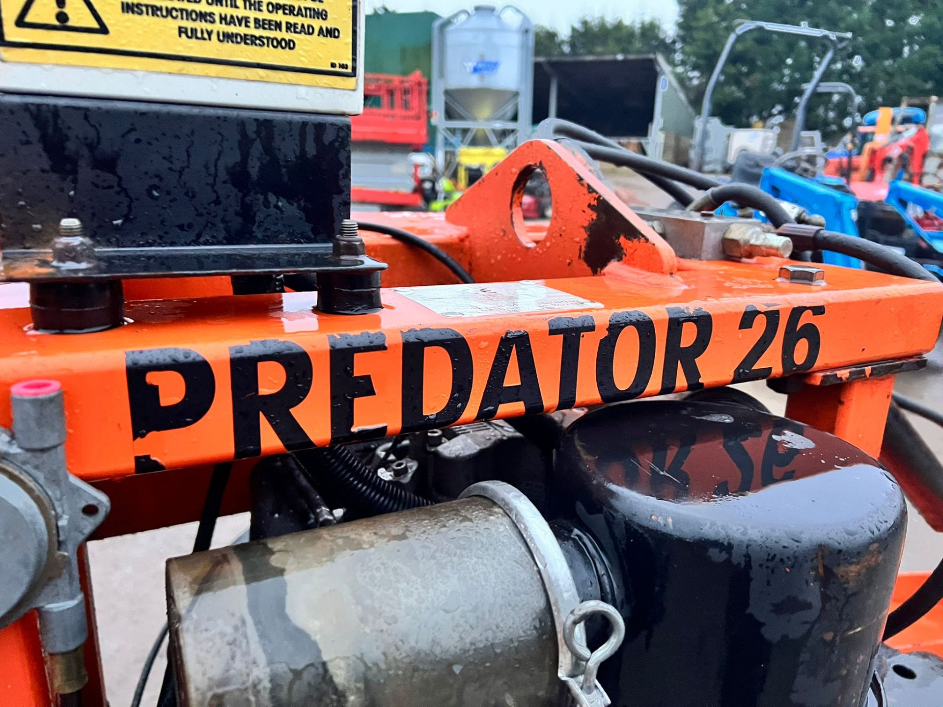 PREDATOR P26 TRACKED STUMP GRINDER, RUNS DRIVES AND WORKS, SWING SLEW - LEFT AND RIGHT *PLUS VAT* - Image 20 of 21