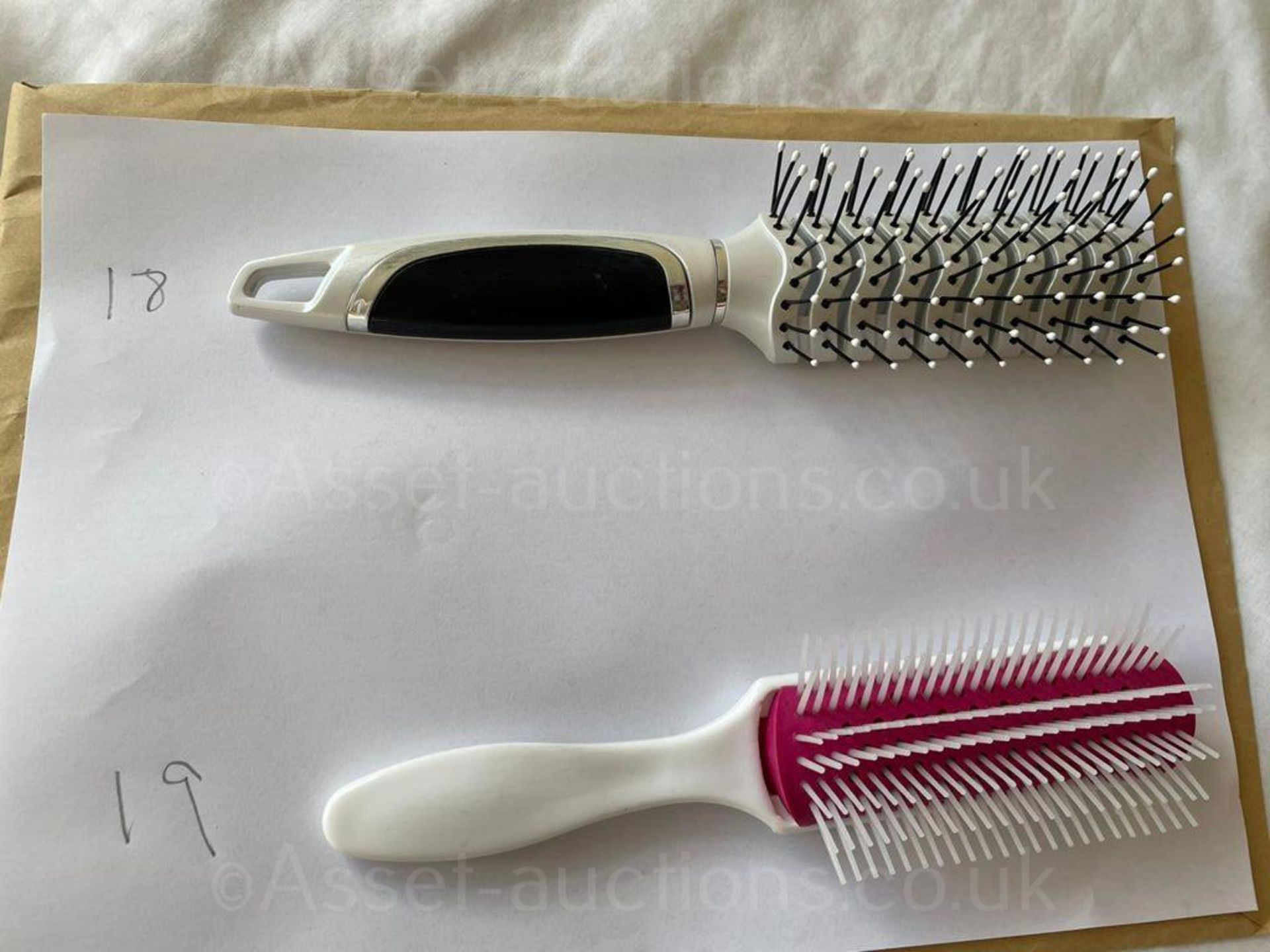 OVER 7000 ASSORTED HAIR ITEMS, RRP OVER £21K *NO VAT* - Image 8 of 13