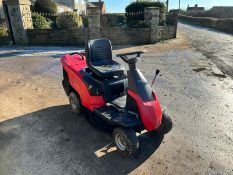 MOUNTFIELD 827H RIDE ON MOWER, RUNS DRIVES AND CUTS, HYDROSTATIC, GOOD SEAT *NO VAT*