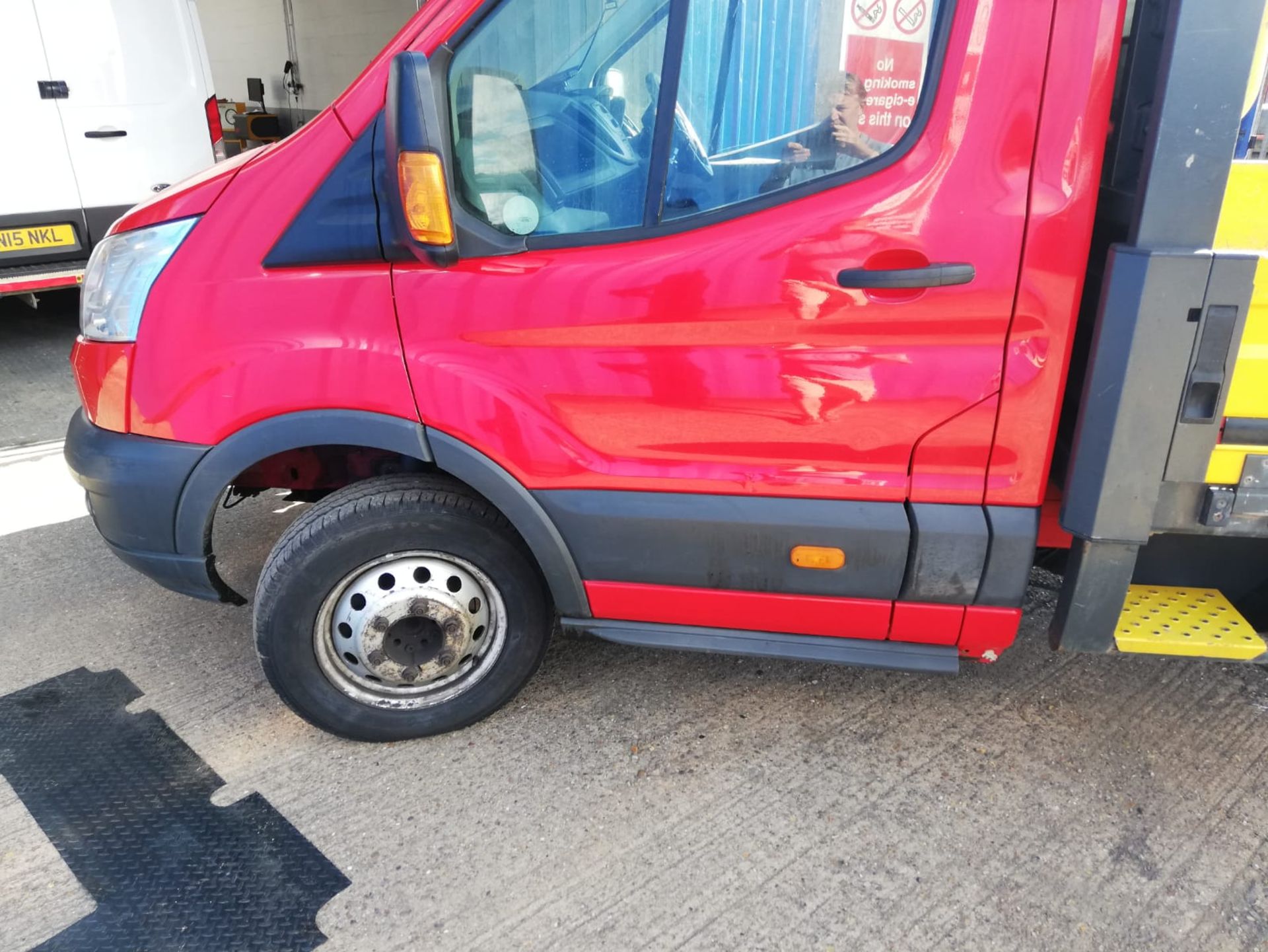 2015 FORD TRANSIT 350 RED DROPSIDE, 127K MILES, 14ft BODY WITH TAIL LIFT, 2.2 DIESEL *PLUS VAT* - Image 13 of 19