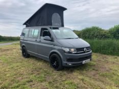 2016 VOLKSWAGEN 2 BIRTH CARAVELLE CAMPERVAN, NEW POP TOP, SHOWING 30,627 MILES *PLUS VAT*