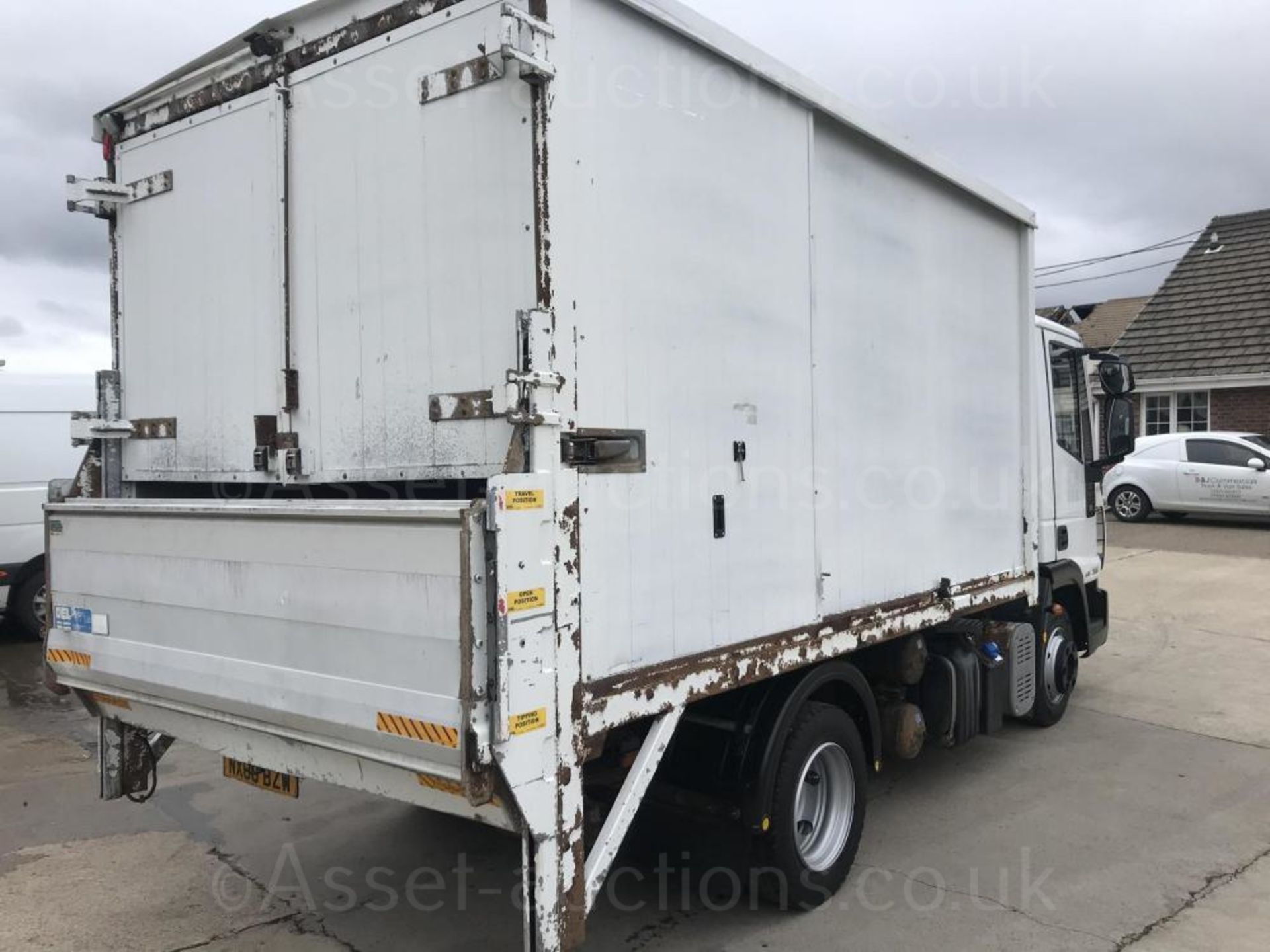 2010/60 REG IVECO EUROCARGO 75E16S TIPPER REFUSE TRUCK SIDE BIN LIFT EX COUNCIL *PLUS VAT* - Image 4 of 17