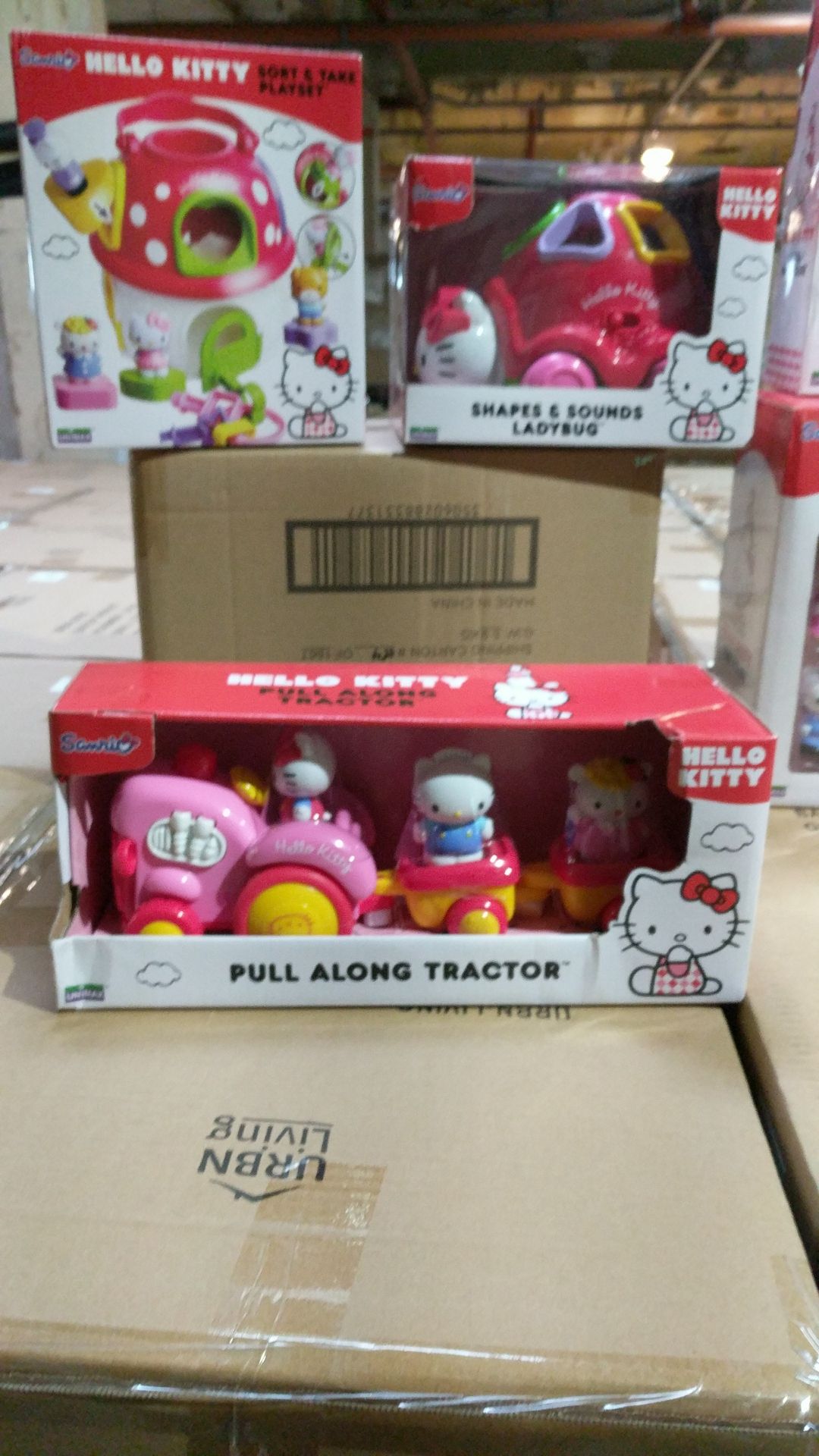100 x BRAND NEW ASSORTED HELLO KITTY TOYS, ALL BOXED *PLUS VAT* - Image 4 of 5